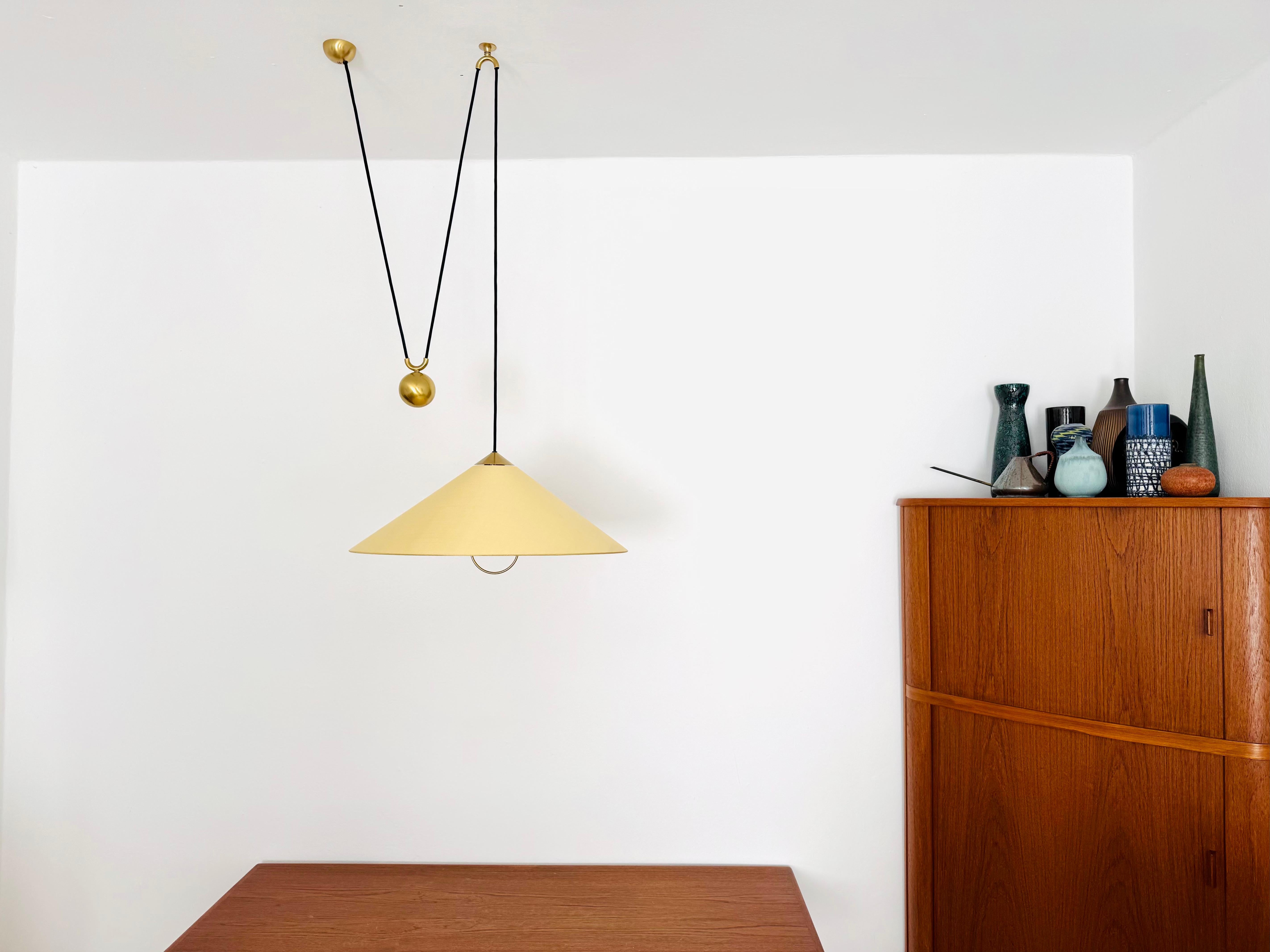 Large Adjustable Pendant Lamp with Counterweight by Florian Schulz In Good Condition For Sale In München, DE