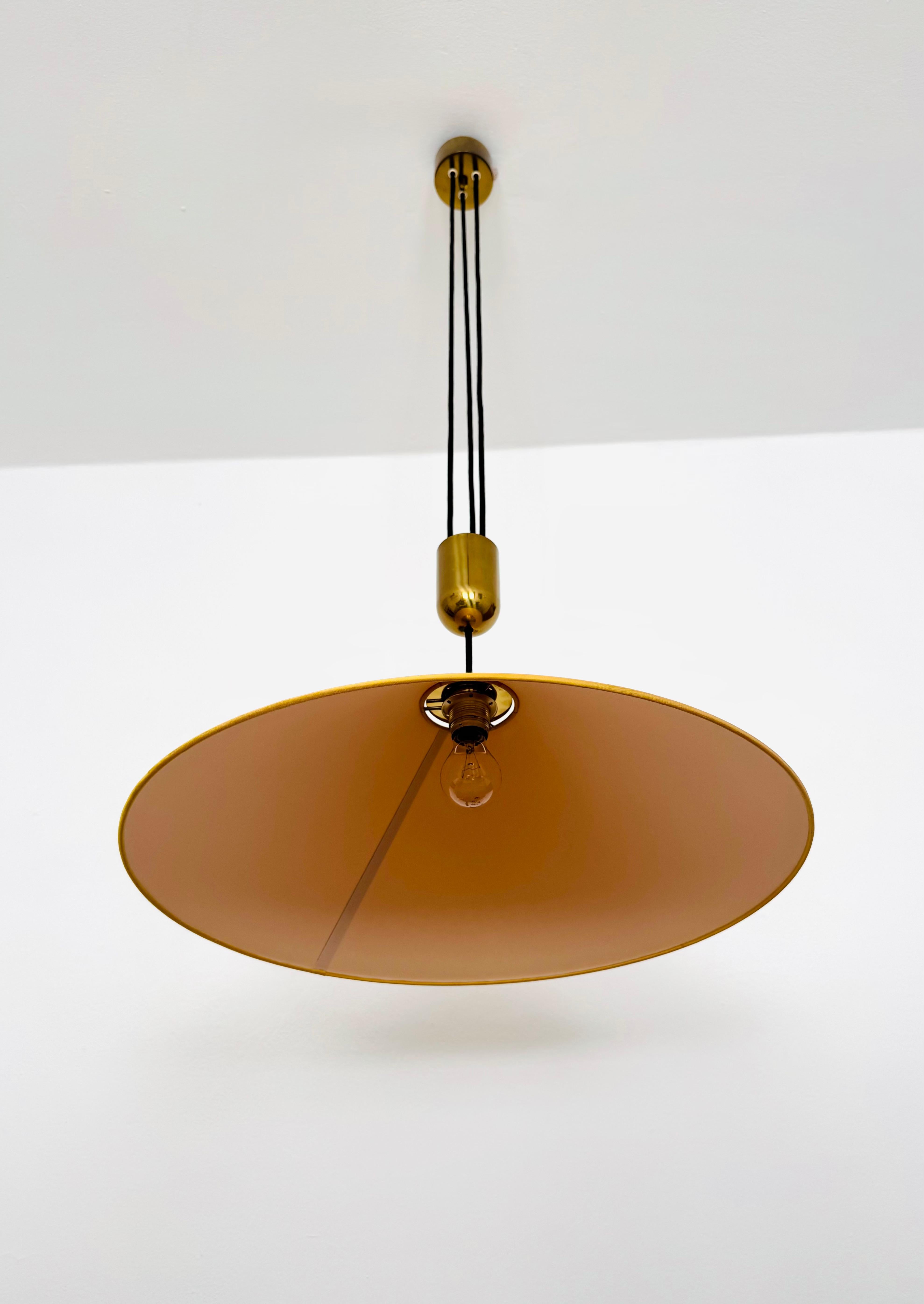 Mid-20th Century Large Adjustable Pendant Lamp with Counterweight by Florian Schulz For Sale
