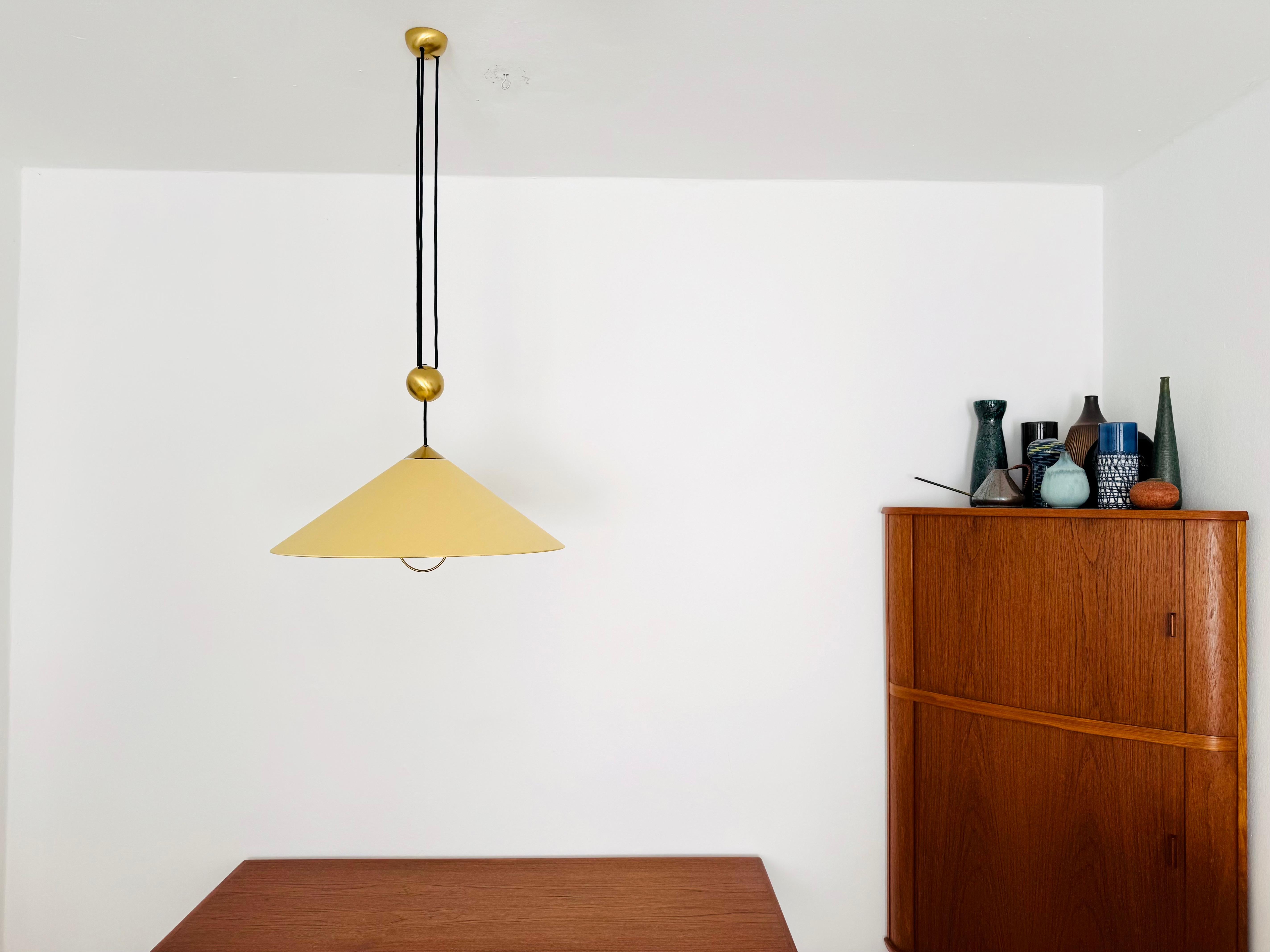 Métal Large Adjustable Pendant Lamp with Counterweight by Florian Schulz en vente