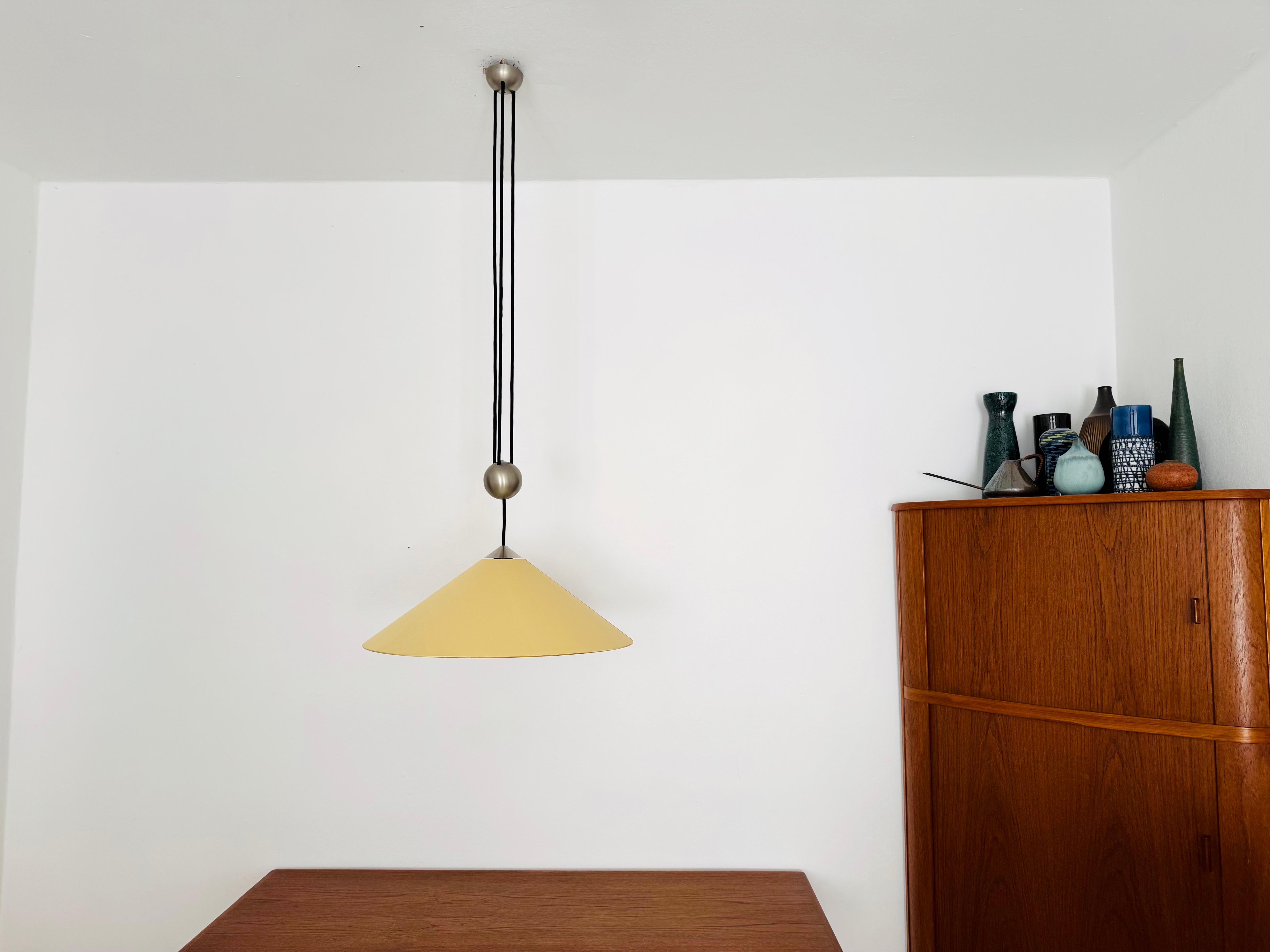Gran Lámpara Colgante Ajustable con Contrapeso de Florian Schulz en venta 1