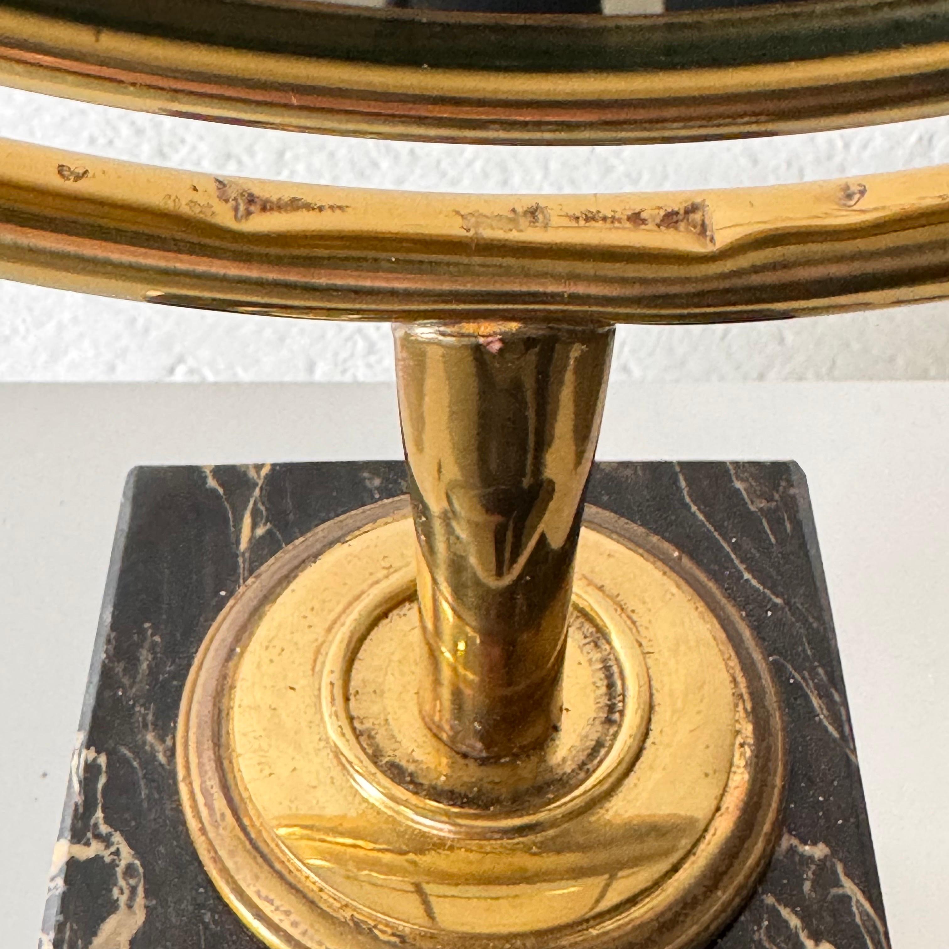 Grande specchio regolabile in ottone con base in marmo Portoro italiano, anni '60 in vendita 6