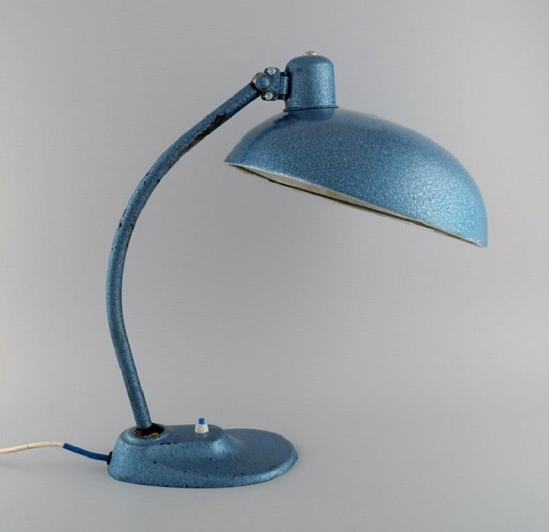 Large Adjustable Work Lamp in Original Metallic Lacquer, Industrial Design For Sale 1