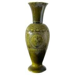 Vaso grande in ceramica Aesthetic Movement di Bretby
