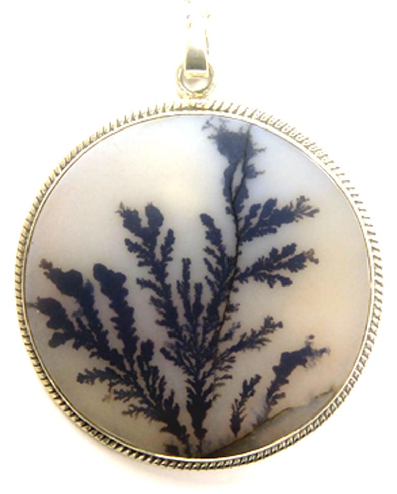 Large Aesthetically Beautiful Dendritic Agate set in Silver Pendant! In New Condition For Sale In Methuen, MA