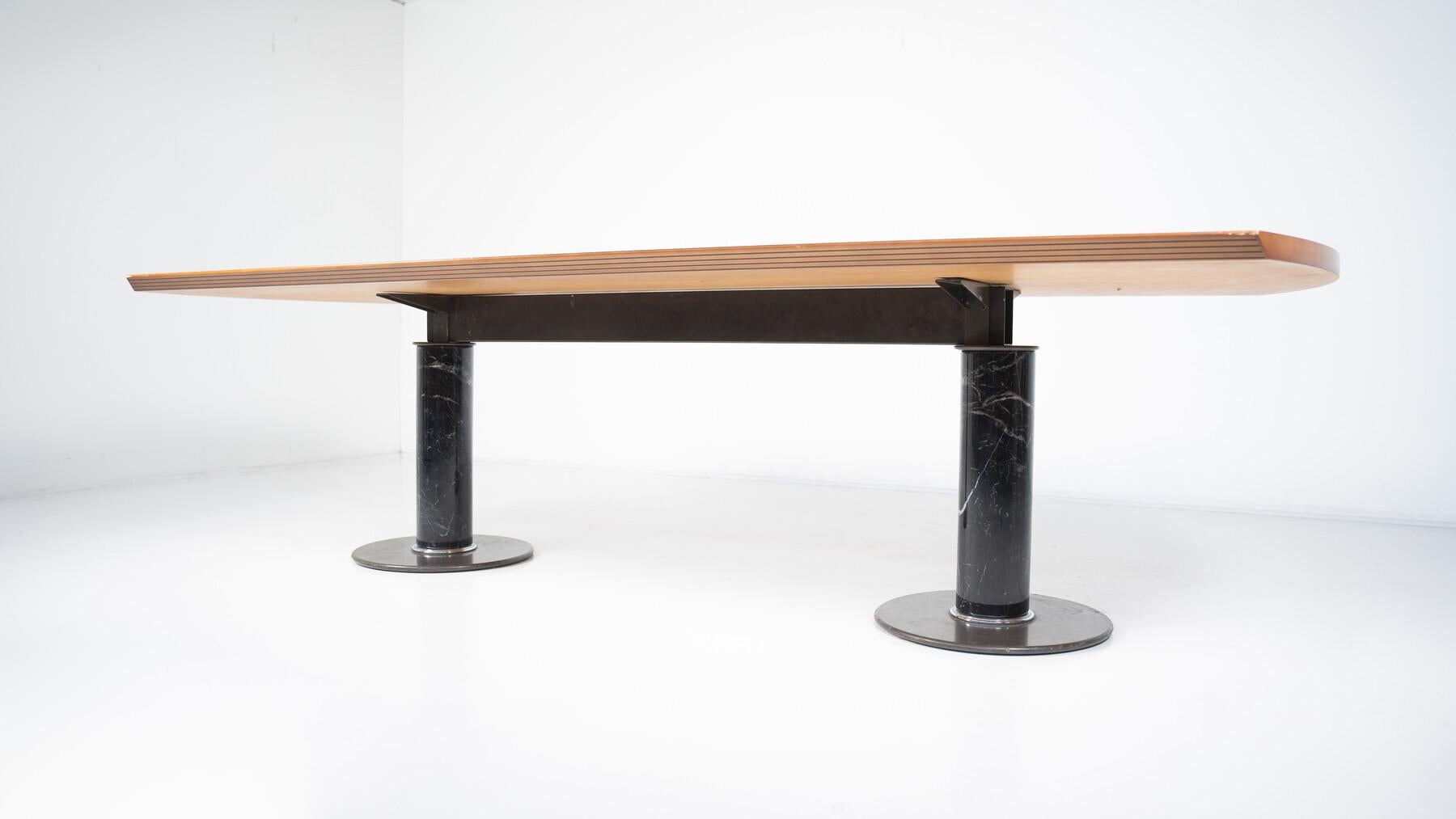 Large Africa Table by Afra & Tobia Scarpa, Maxalto Artona Series, Italy, 1970s (Moderne der Mitte des Jahrhunderts) im Angebot