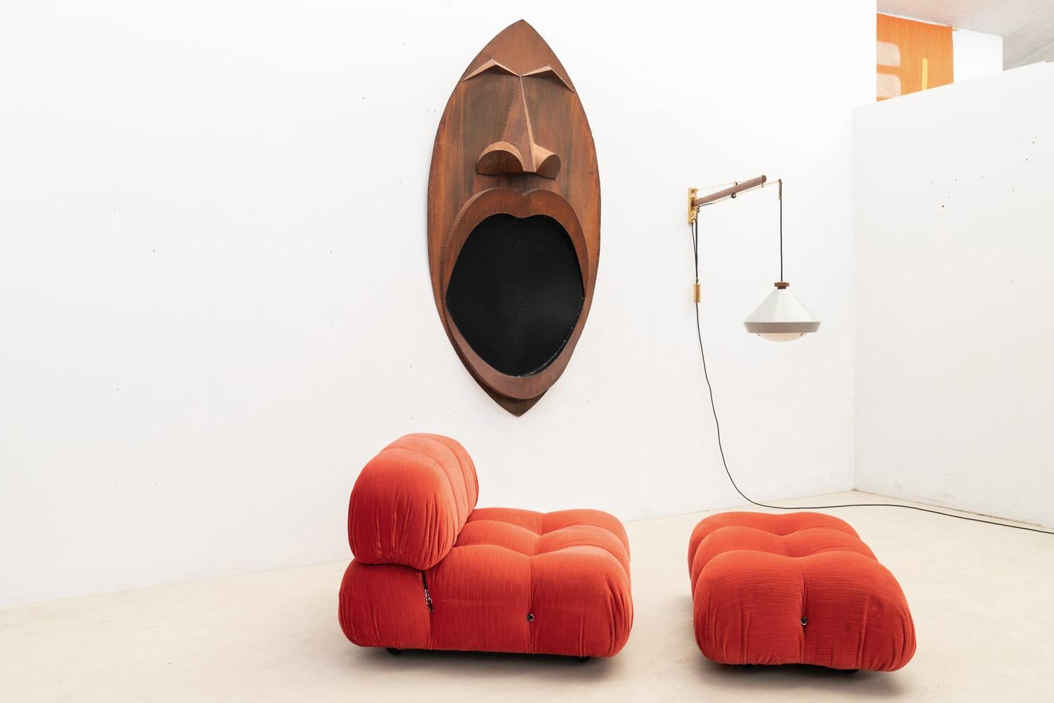 Große Maske im afrikanischen Stil (Moderne) im Angebot