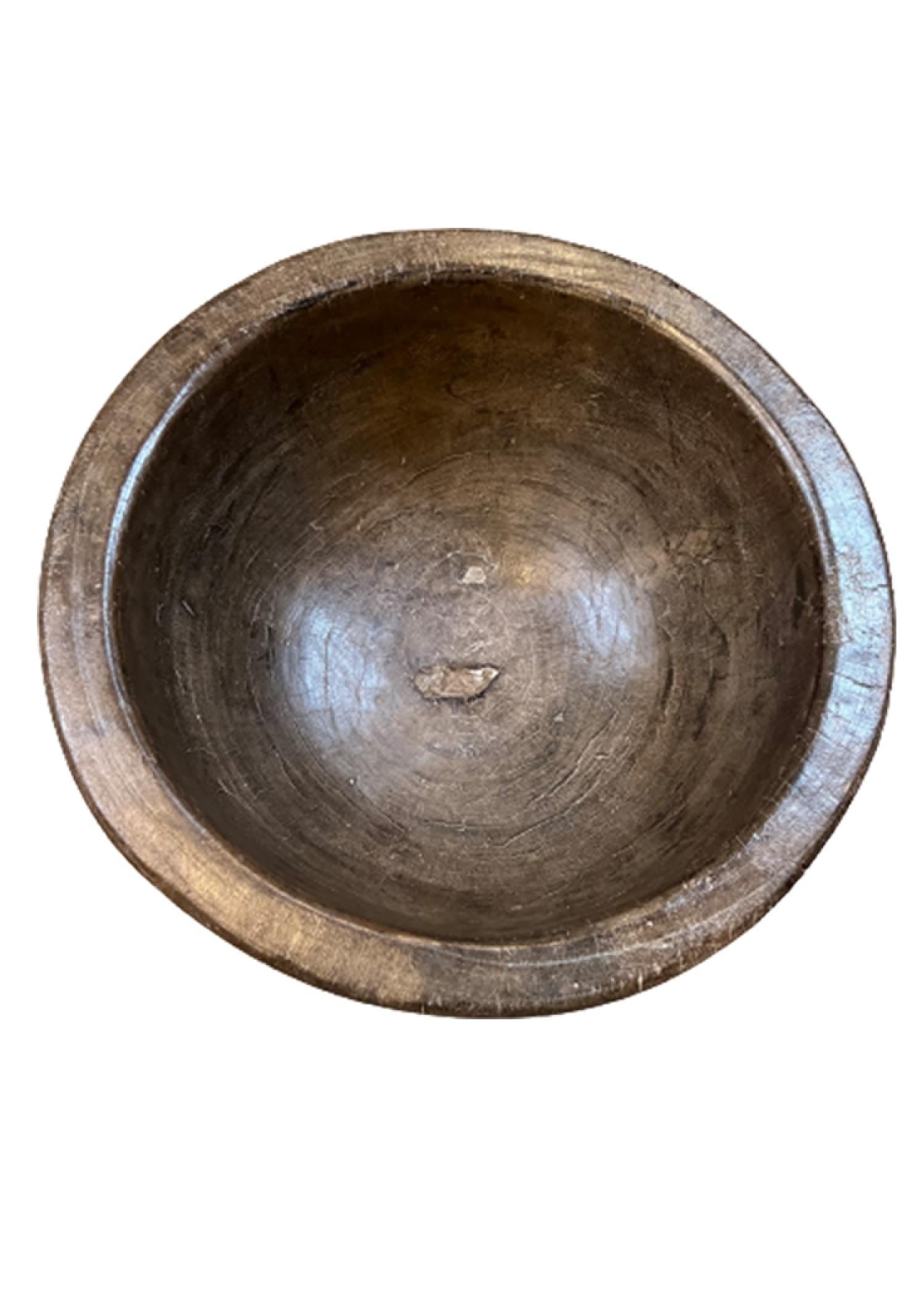 Large African Tribal Mixing Bowl In Good Condition For Sale In Dallas, TX