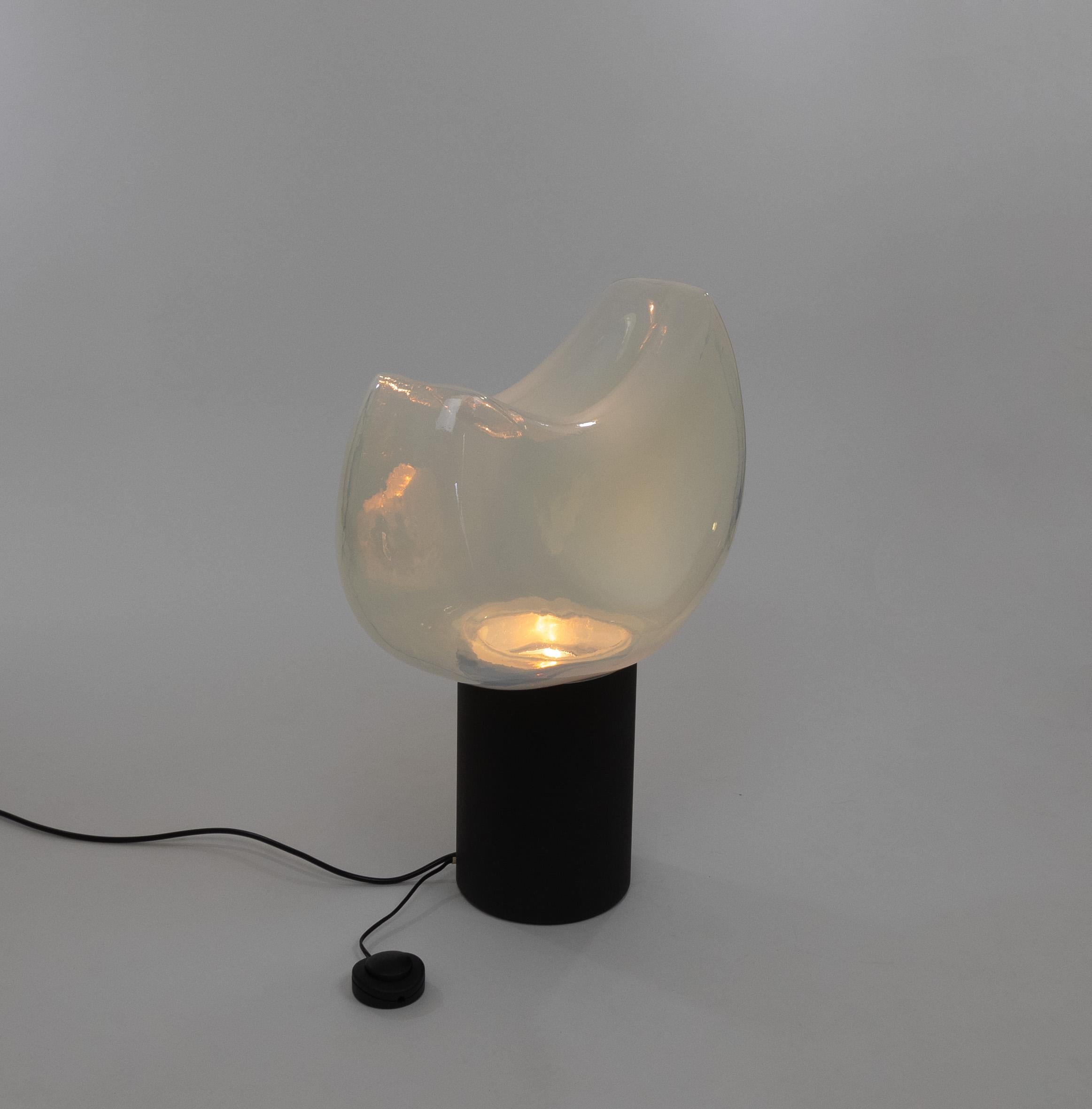 Large Aghia table lamp in Murano glass by Roberto Pamio for Leucos, 1960s In Good Condition For Sale In Rotterdam, NL