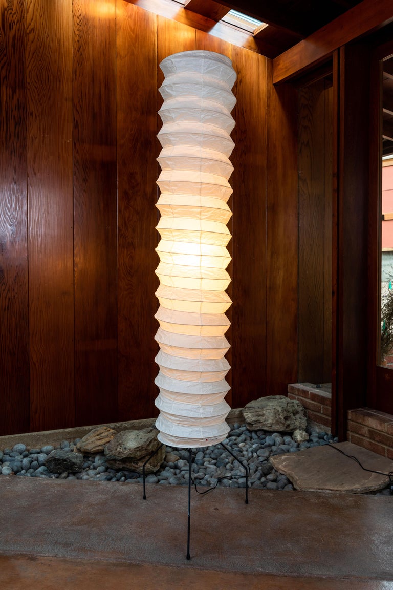Monumental Akari Model UF431N Floor Lamp by Isamu Noguchi For Sale at 1stdibs