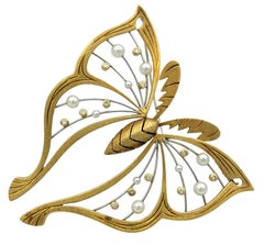 Large Akoya Pearl and Diamond Butterfly Brooch in 18 Karat Yellow Gold