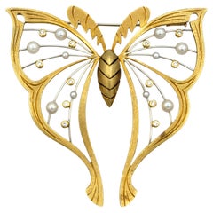 Large Akoya Pearl and Diamond Butterfly Brooch in 18 Karat Yellow Gold