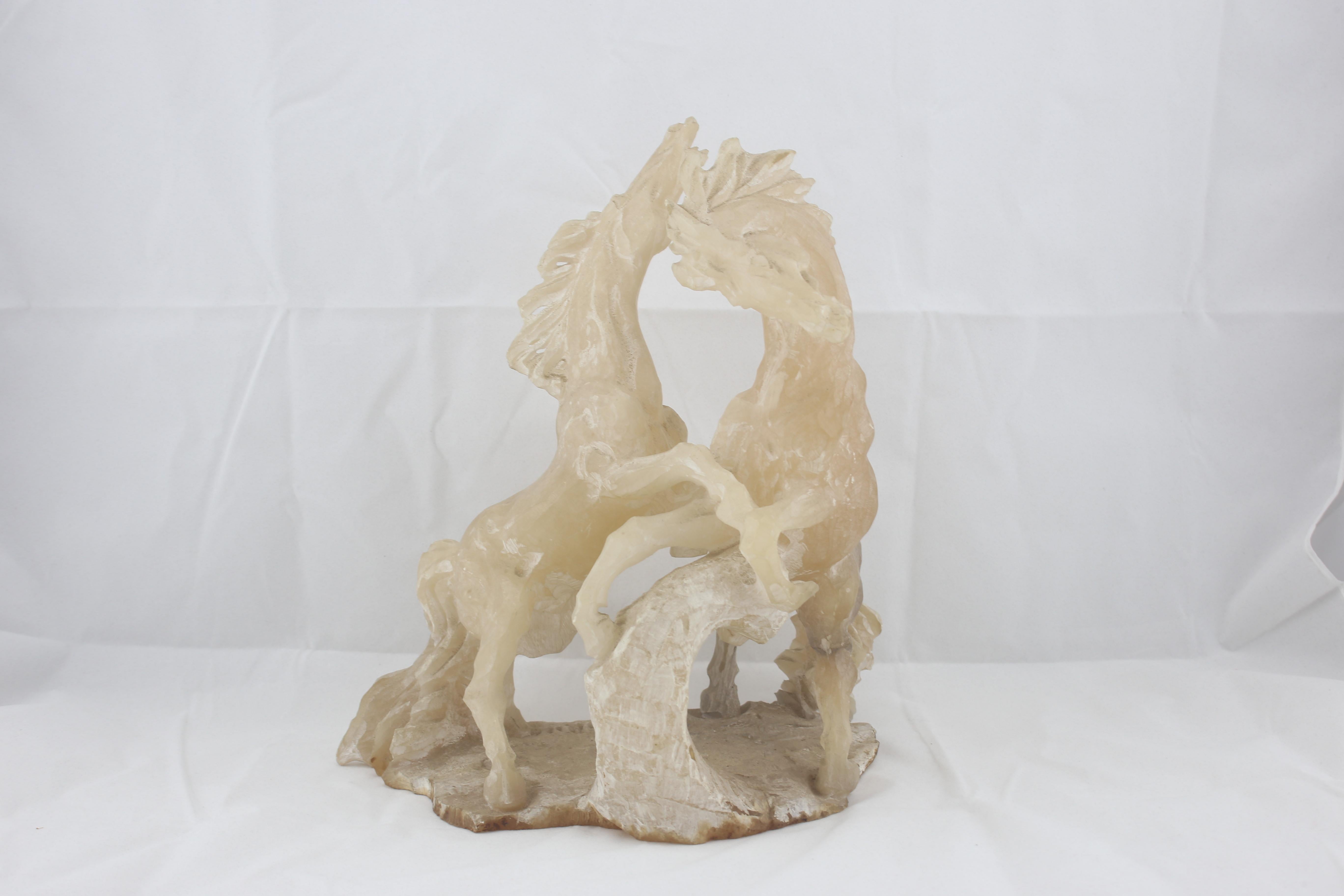 Alabaster-Pferde-Skulptur aus der Jahrhundertmitte von Boldrini aus Italien, 1960er Jahre (Italienisch) im Angebot