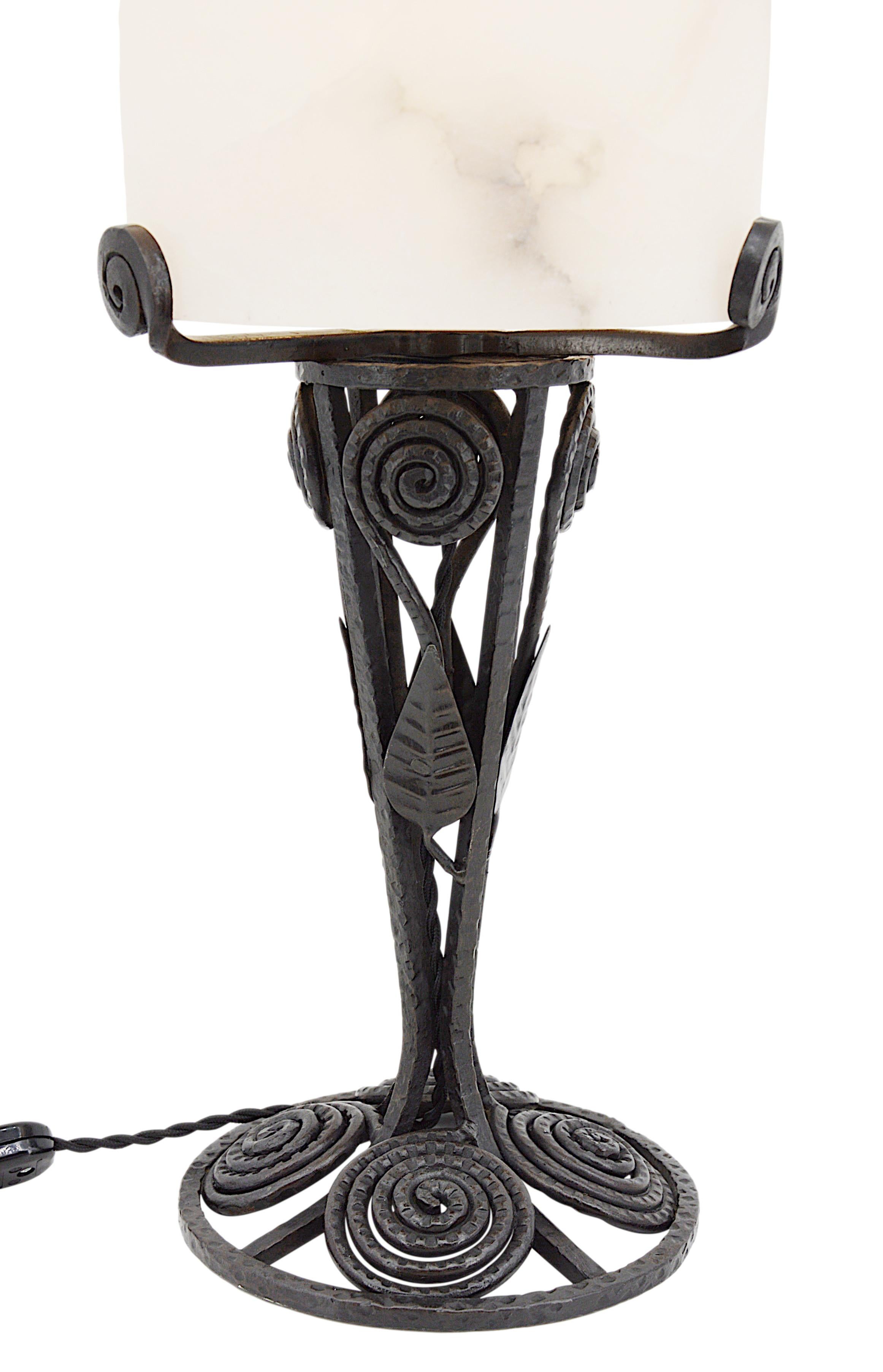 Early 20th Century Large Alabaster Table Lamp, 1910s For Sale