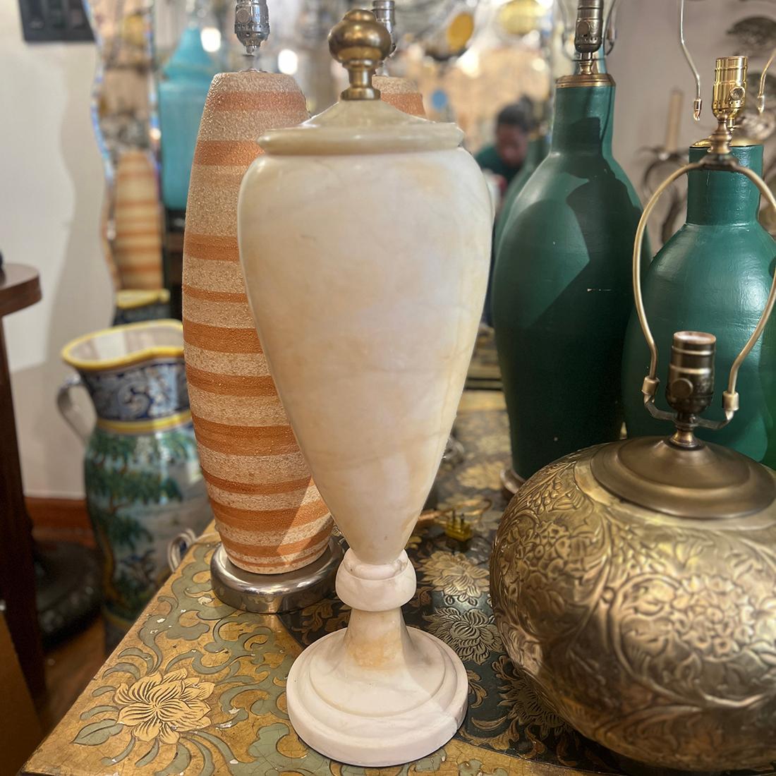Large Alabaster Urn Lamp In Good Condition For Sale In New York, NY