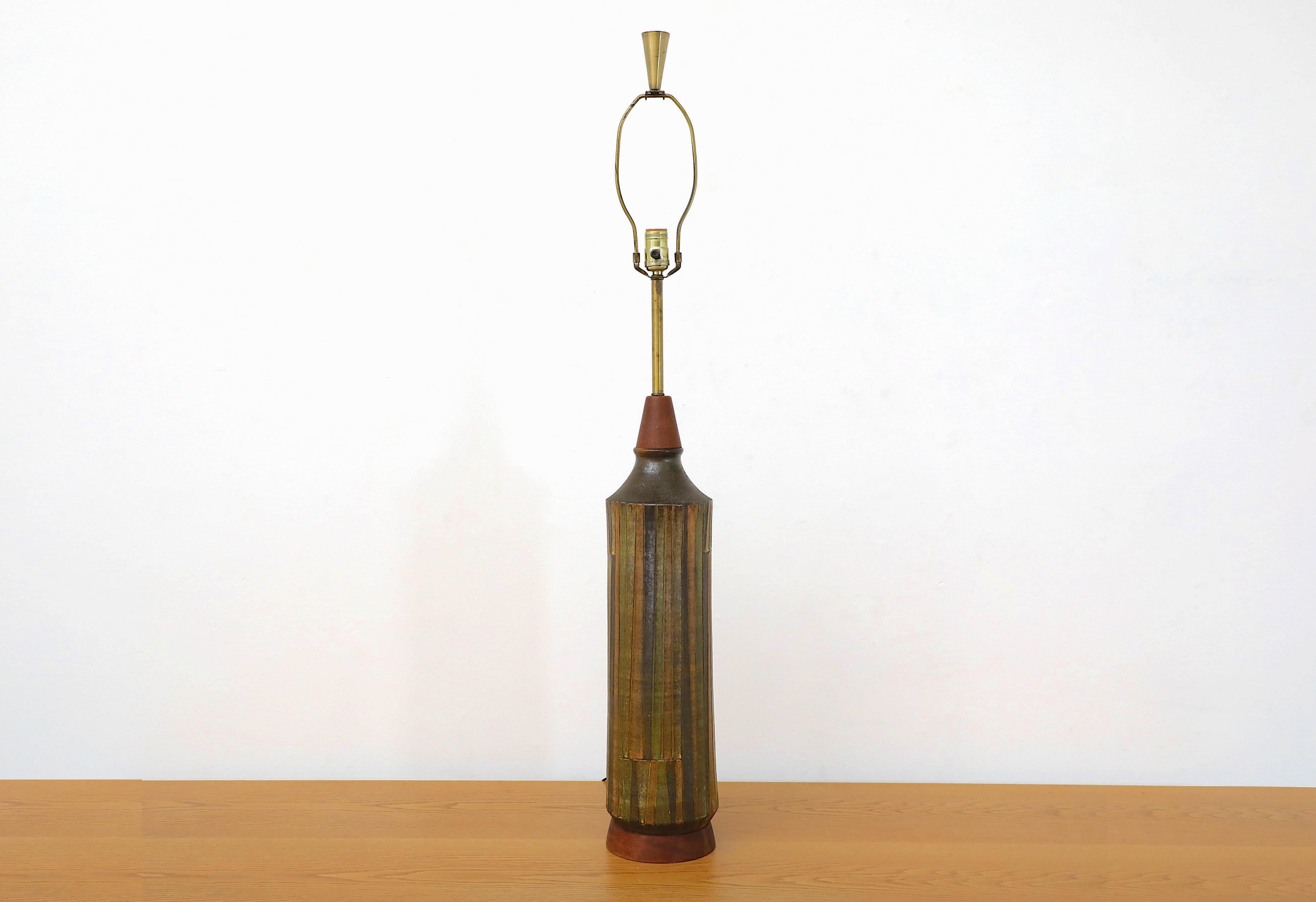 Lámpara de sobremesa grande de cerámica artística italiana Aldo Londi Milano Moderno Bitossi en venta 9
