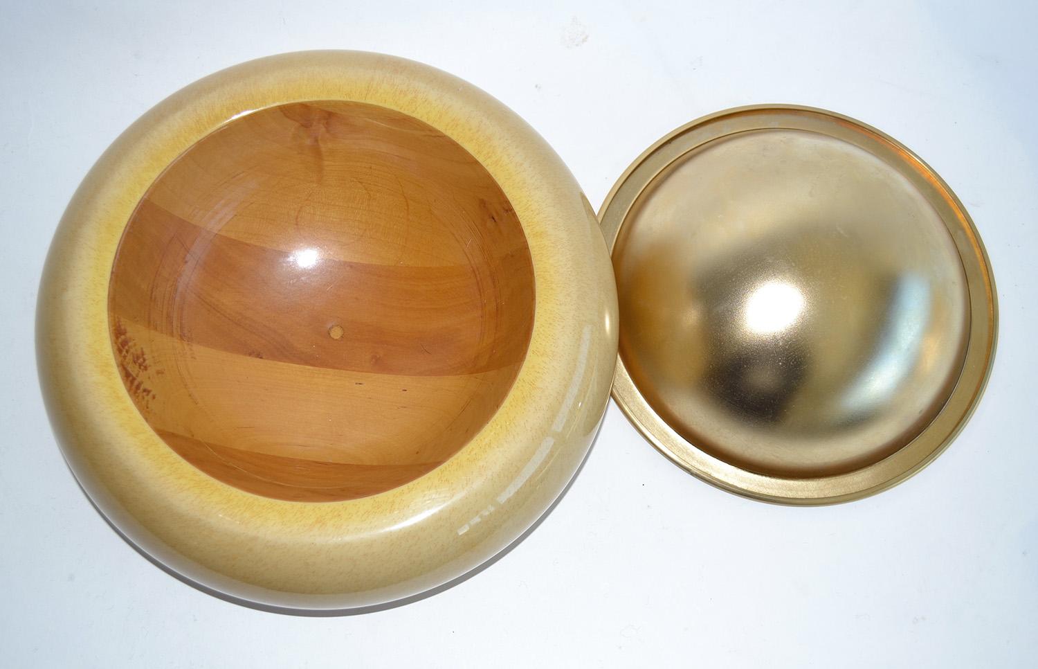 Large Aldo Tura Goatskin and Brass Bowl or Vide Poche, Italy 1960's In Good Condition For Sale In Fort Lauderdale, FL