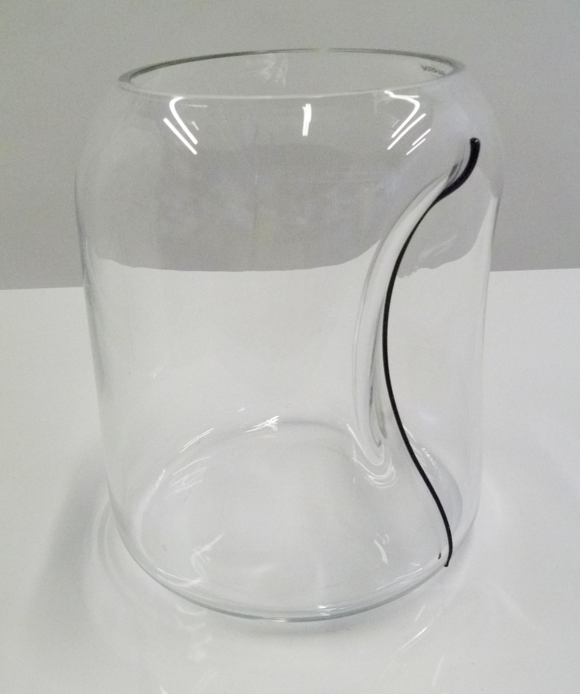 Large Alfredo Barbini Clear Murano Glass Vase Indented with Black Stripe In Excellent Condition In Miami, FL