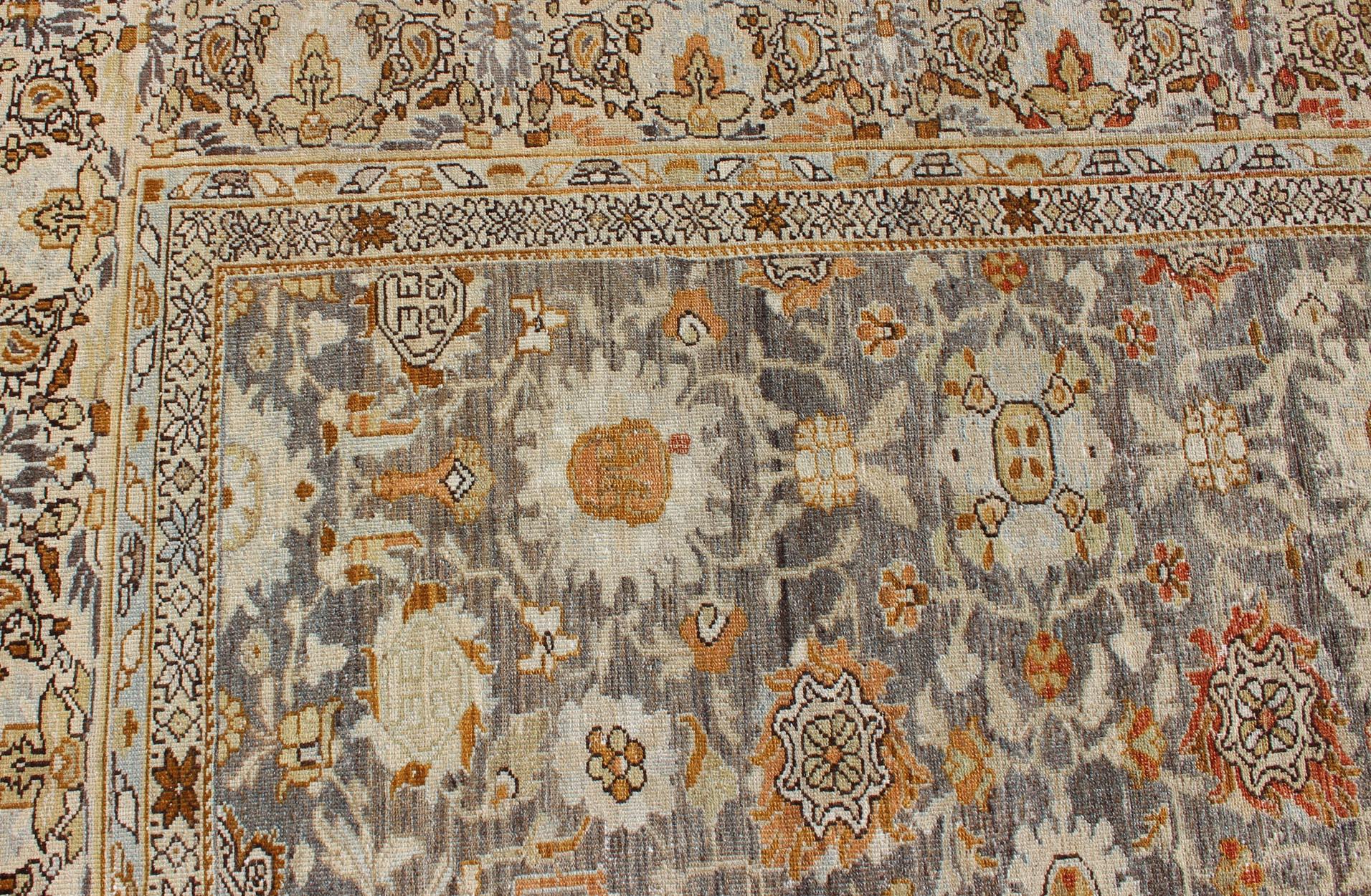 Großer übergroßer grauer und orangefarbener persischer Malayer-Teppich mit Blumenmuster im Angebot 6