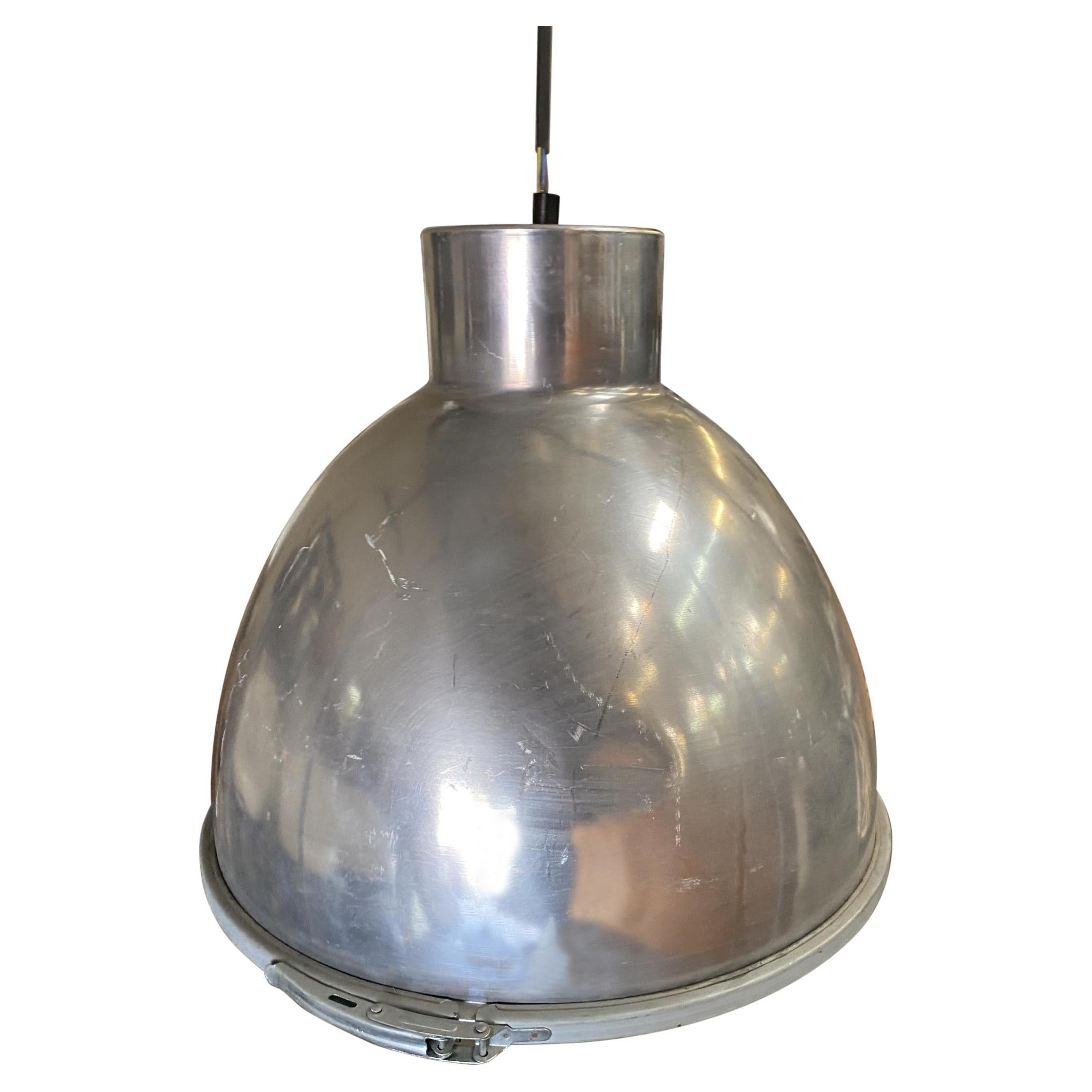 Grande lampe à suspension industrielle en aluminium en vente