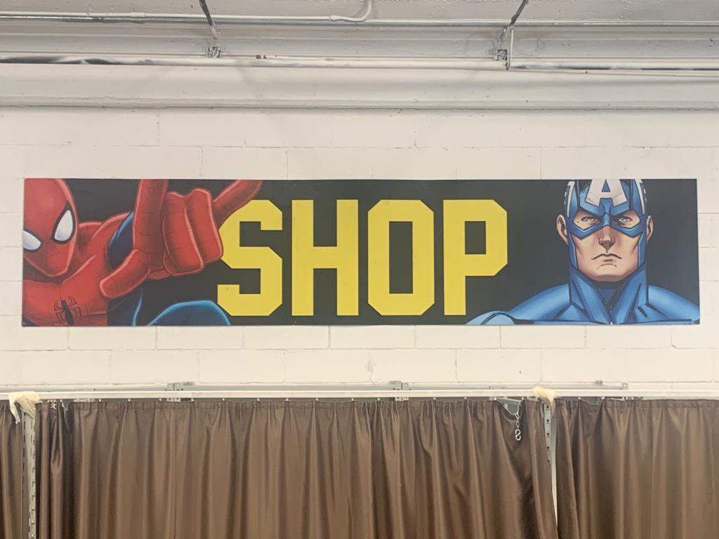 Grand panneau Super Heroes en aluminium, 1970 en vente 2
