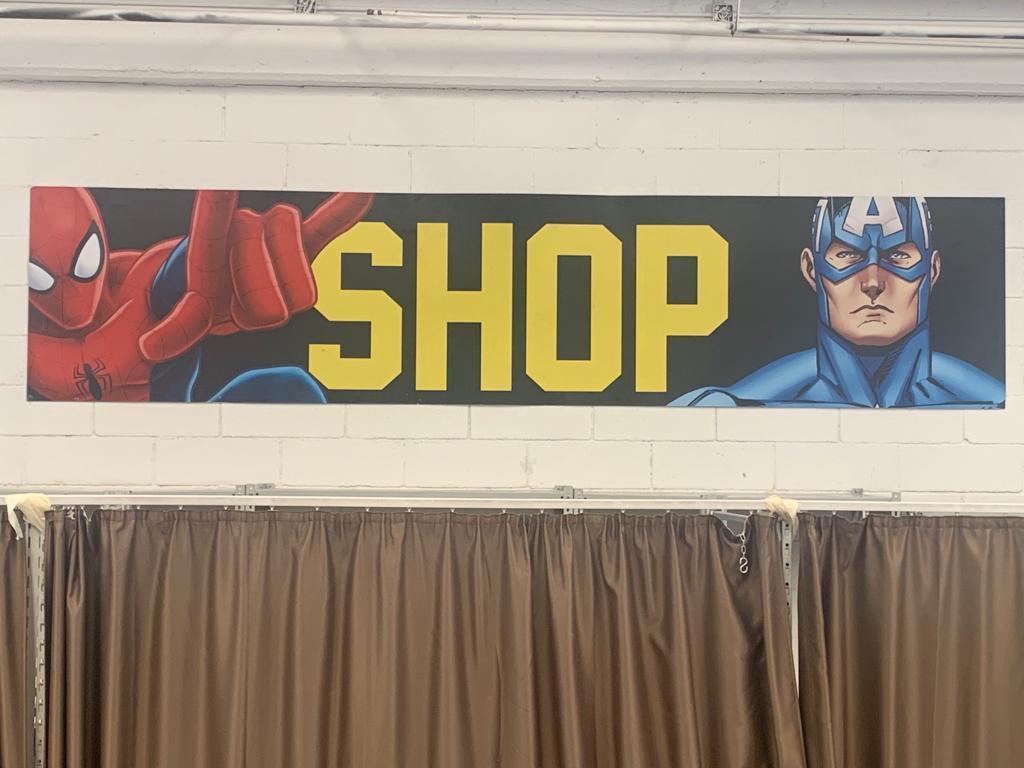 Grand panneau Super Heroes en aluminium, 1970 en vente 4