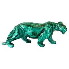 Grande et magnifique sculpture de tigre en malachite sculptée 