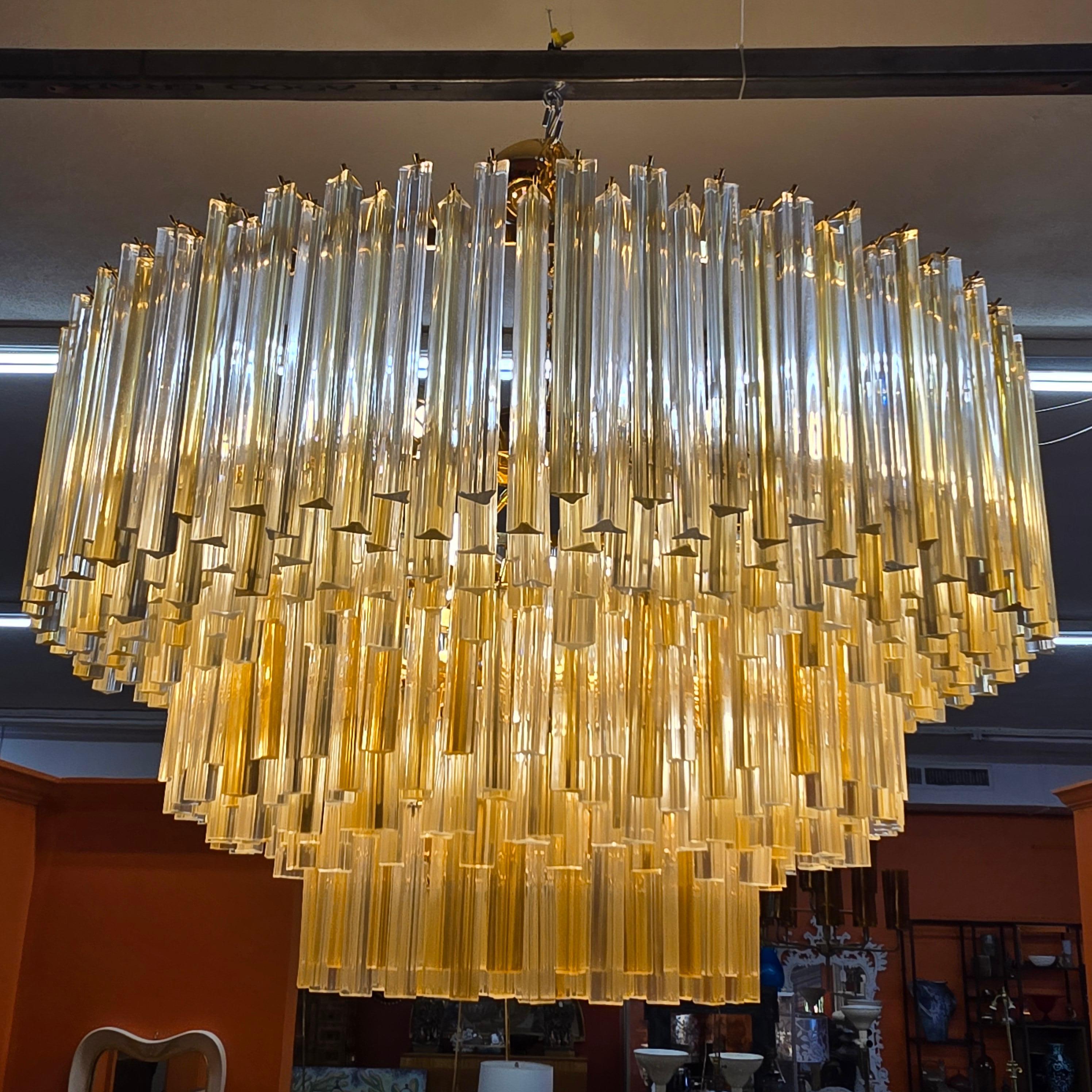 Großer Bernstein und Messing Murano Triedri Kronleuchter im Angebot 6