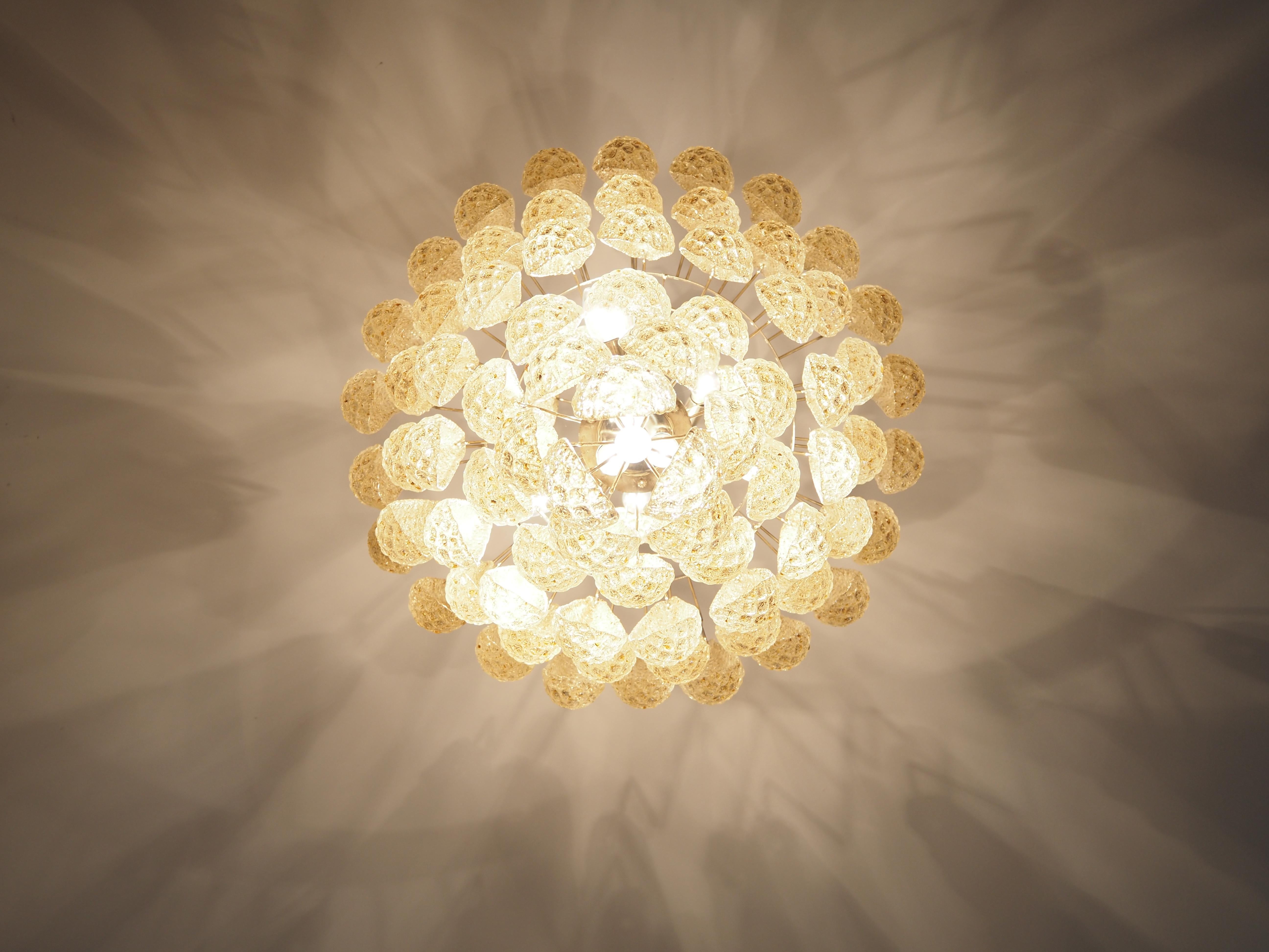 Grandi lampadari di Murano color ambra nello stile di Venini. in vendita 2