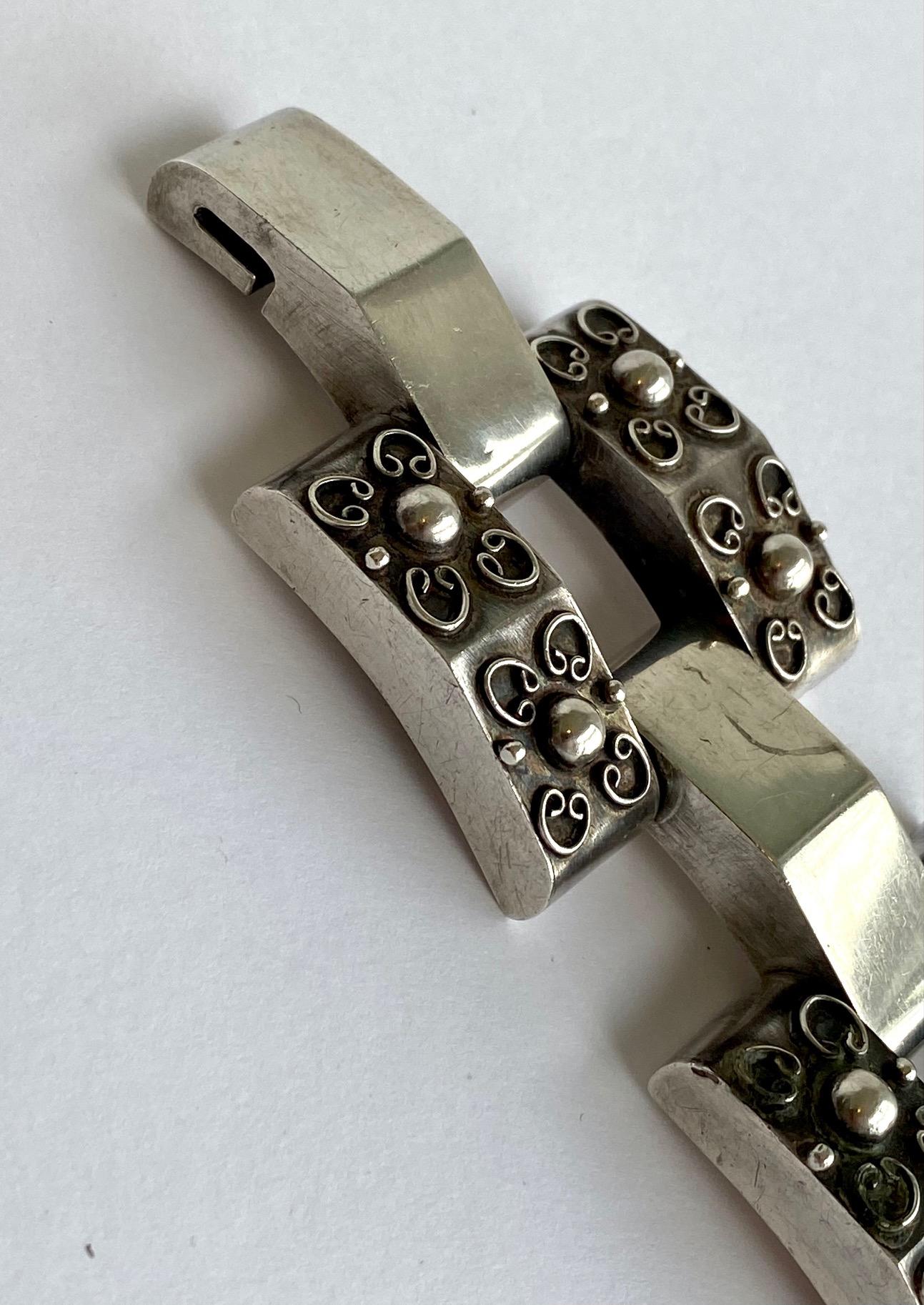 Large Ambriz Mexico Sterling Fred Davis 1940s Bracelet 3