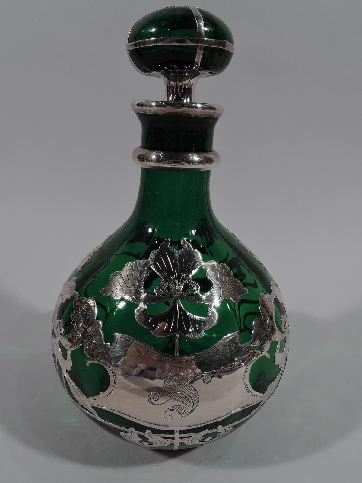 Large American Art Nouveau Green Glass Silver Overlay Perfume In Excellent Condition For Sale In New York, NY