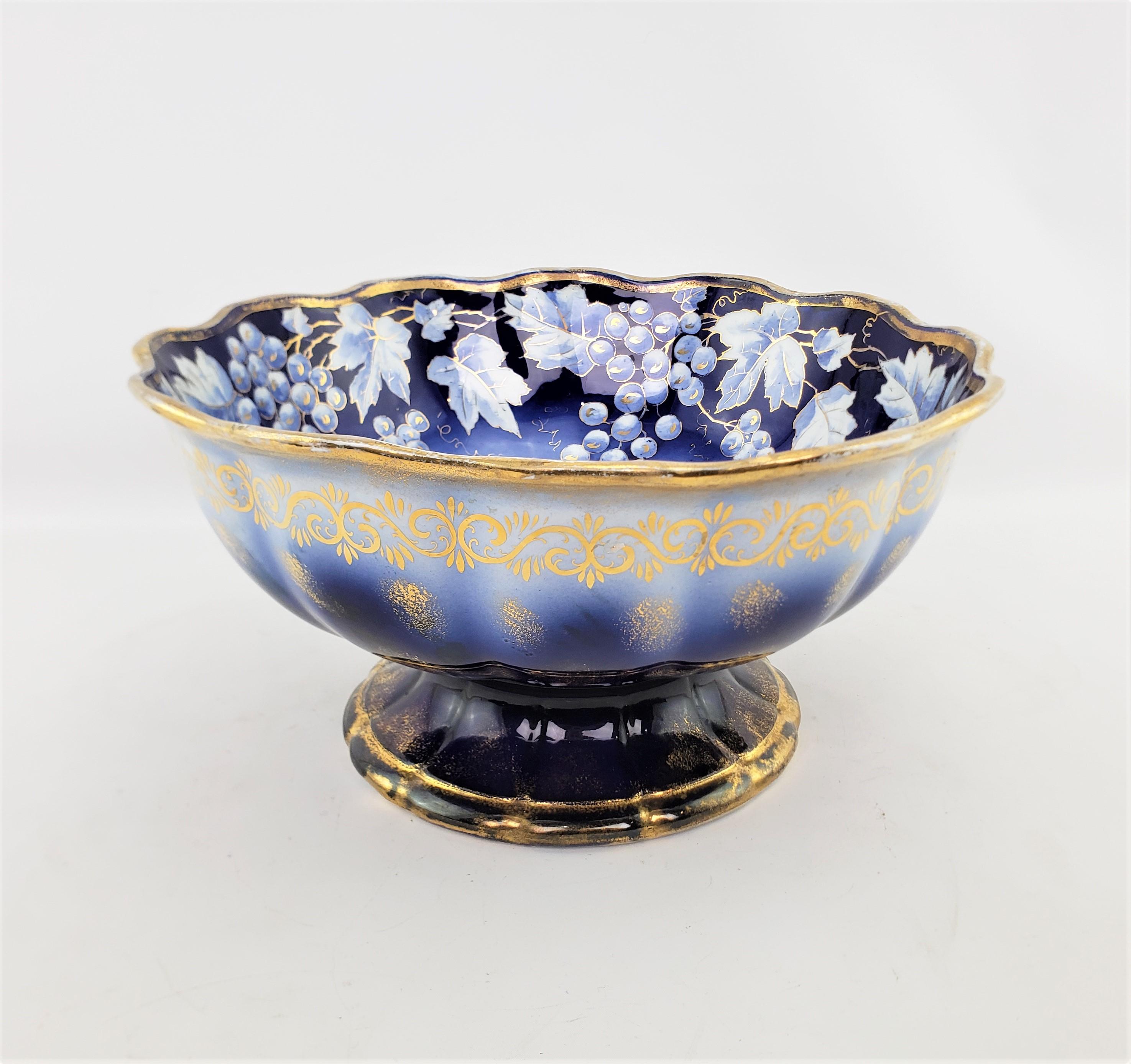 Large American China Co. Bowl with Grape and Vine Decoration & Gilt Accents For Sale 2