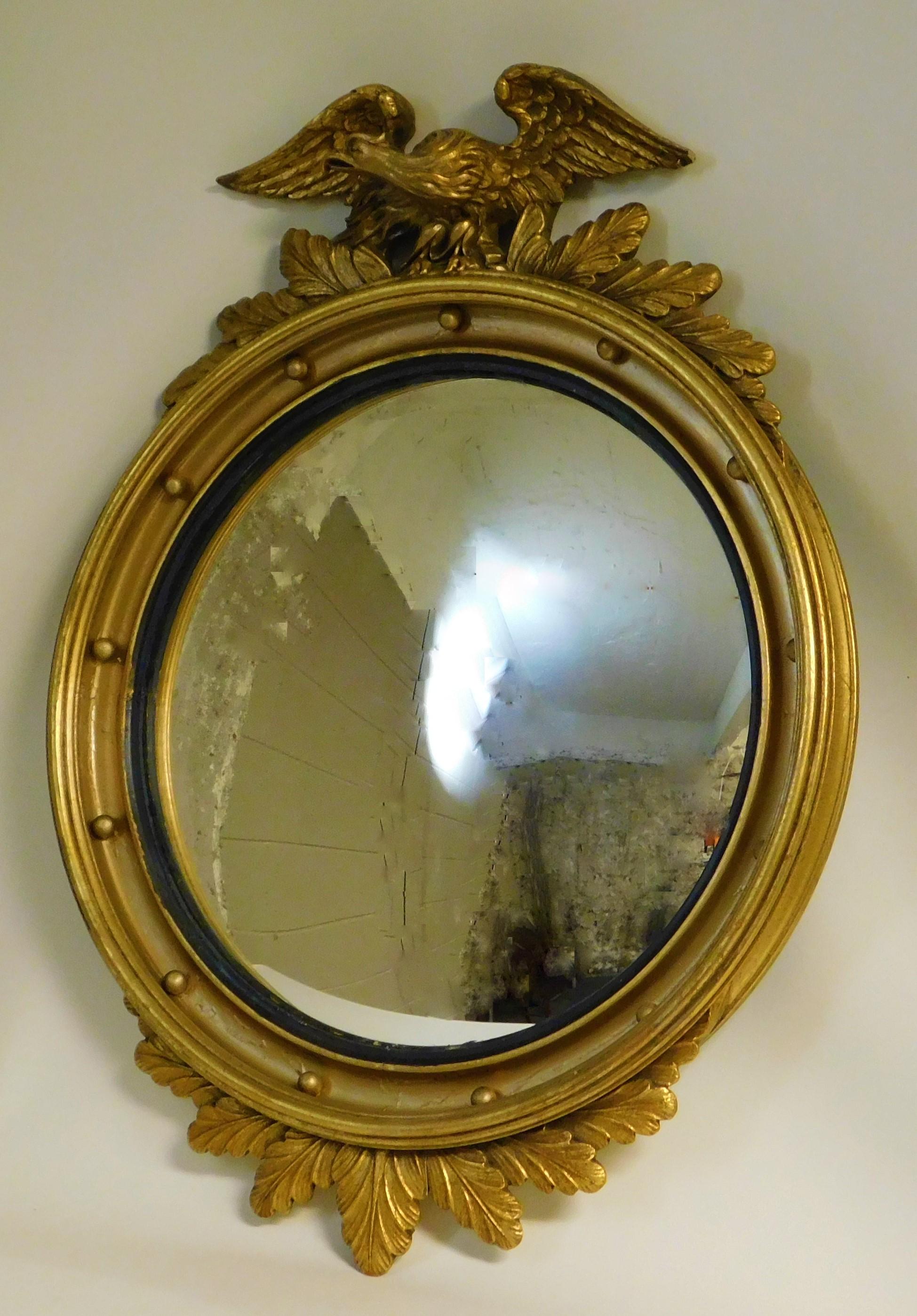 Large American Gilt Carved Wood Eagle Oval Convex Wall Mirror, circa 1890 In Good Condition For Sale In Hamilton, Ontario
