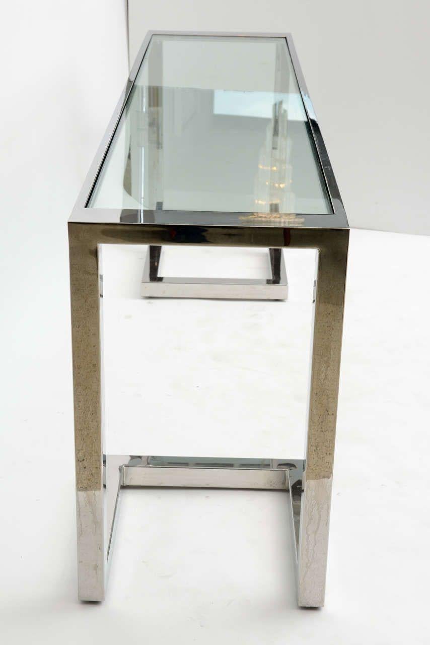 Late 20th Century Large American Modern Polished Chrome and Glass Console, Milo Baughman Style For Sale