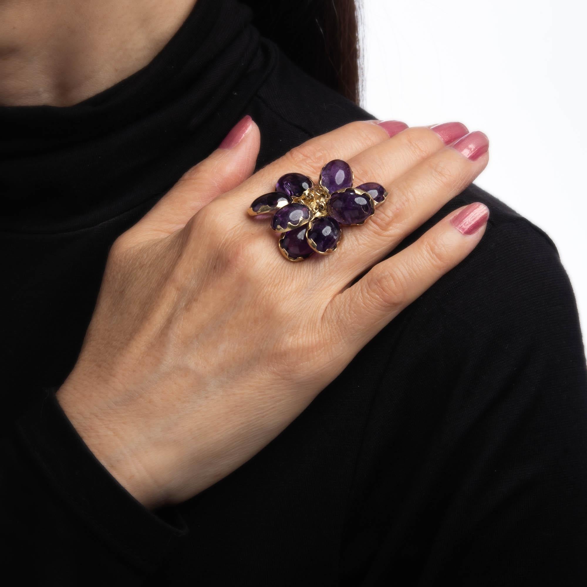 Große Amethyst Charm Ring 60er Jahre Vintage 14k Gelbgold Estate Jewelry Heirloom (Cabochon)