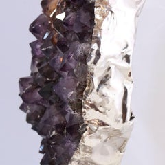 Gran Racimo de Amatista con Aplicación Hecha a Mano y Base de Plata de Ley 925