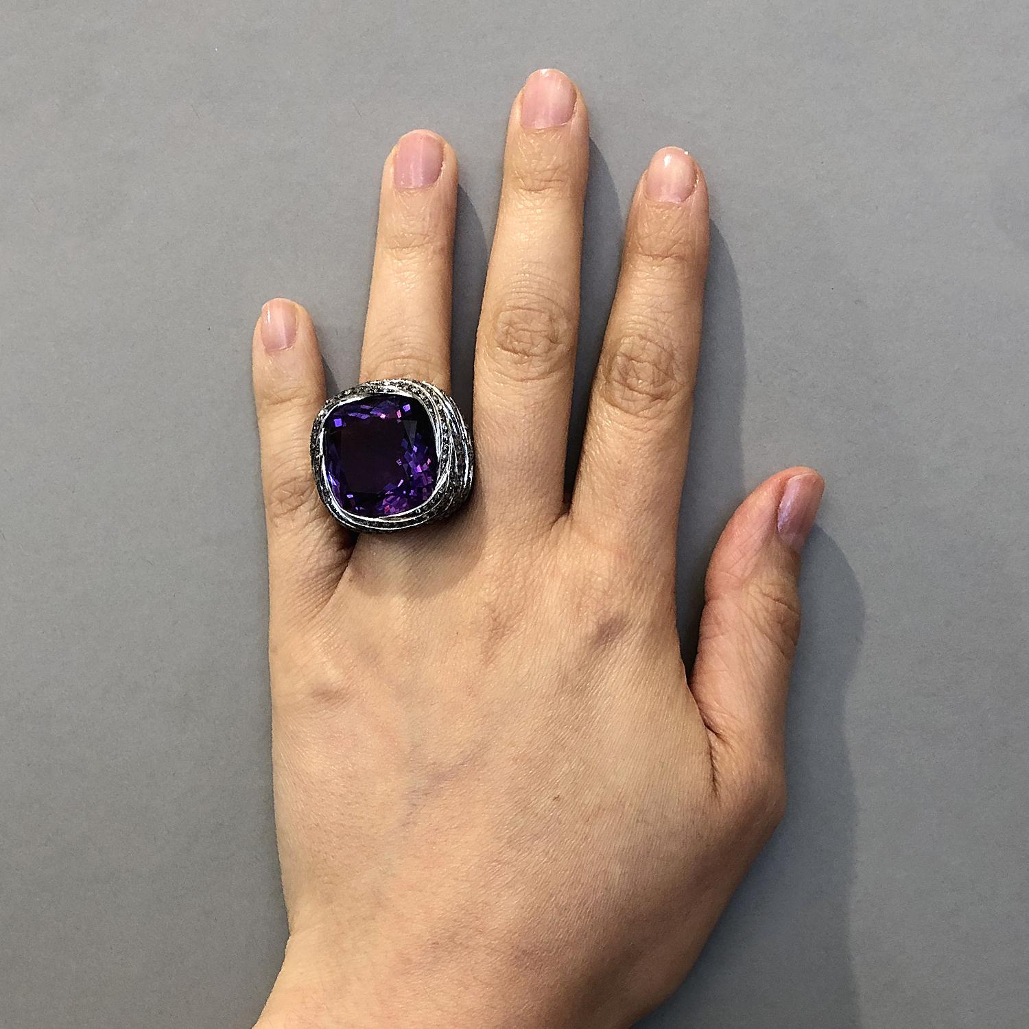 Women's or Men's Large Amethyst Diamond Gold Cocktail Ring For Sale