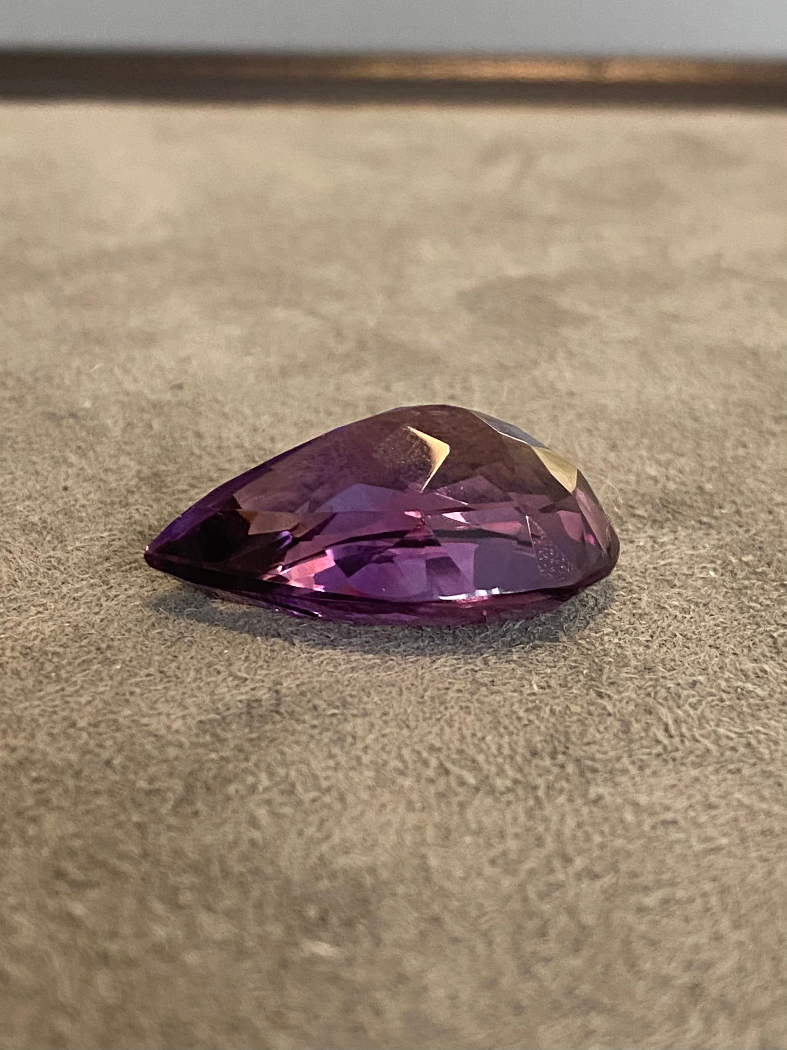 Large Amethyst of 44.90ct In Excellent Condition For Sale In Genève, CH