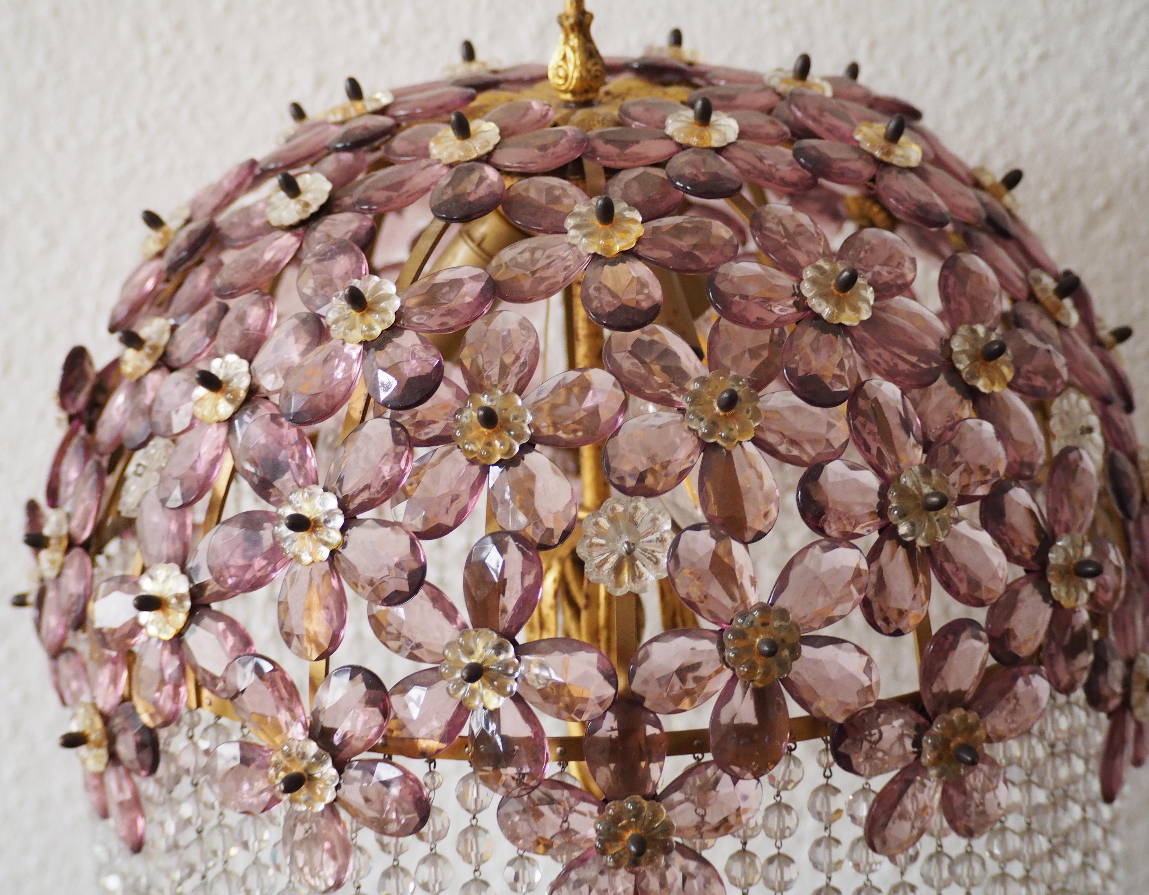 Mid-Century Modern Large Amethyst Table Lamp, Gilt Iron and Glass, Italy, circa 1970s For Sale