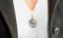 Große antike griechische Münze der Athena-Göttin der Weisheit und des Krieges, mit Diamanten