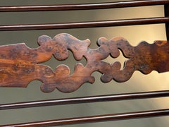 Large and beautiful yew wood Windsor chair c1850