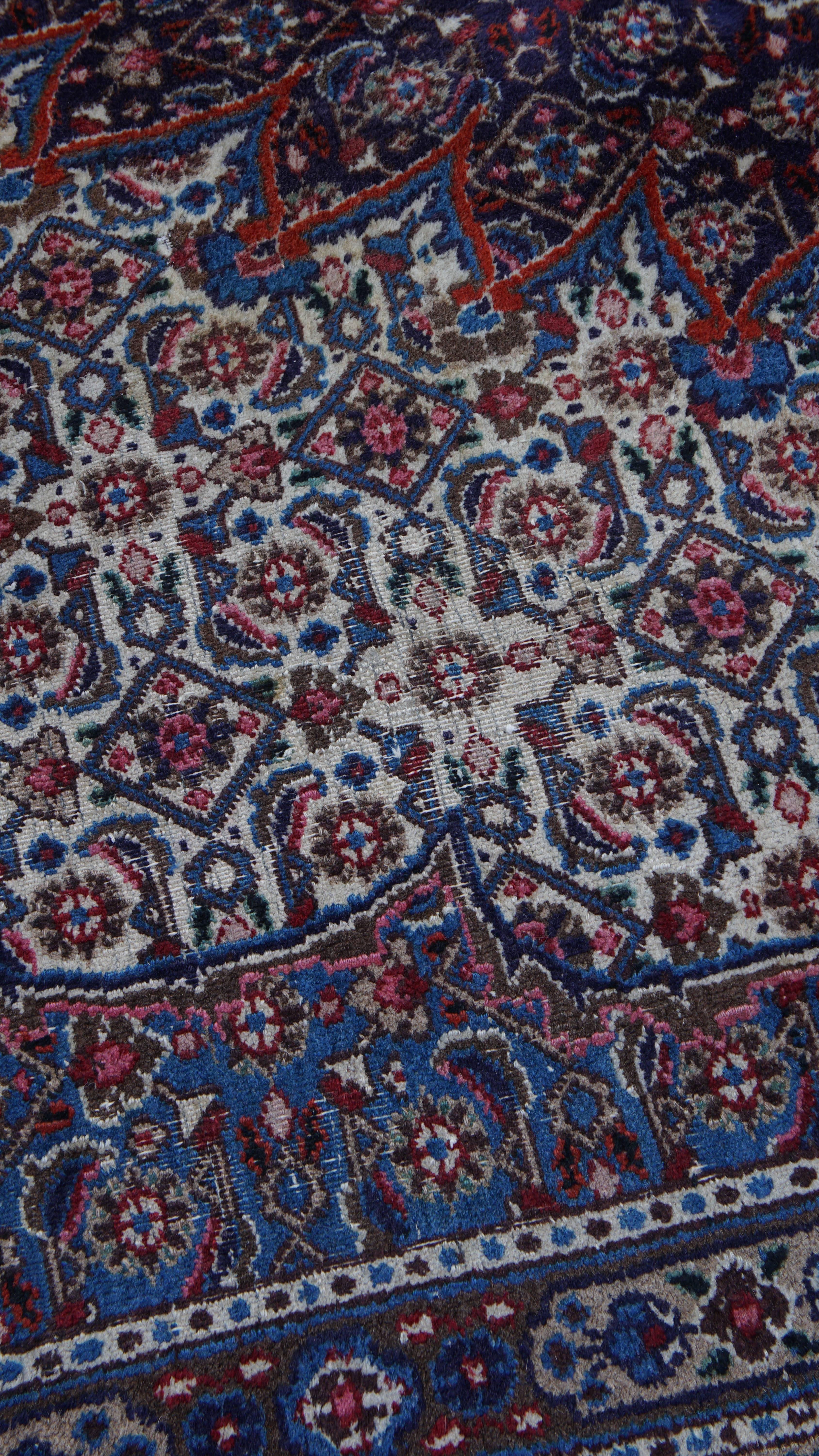 Großer und unverwechselbarer blauer handgeknüpfter Orientteppich - 343x223 cm im Angebot 3