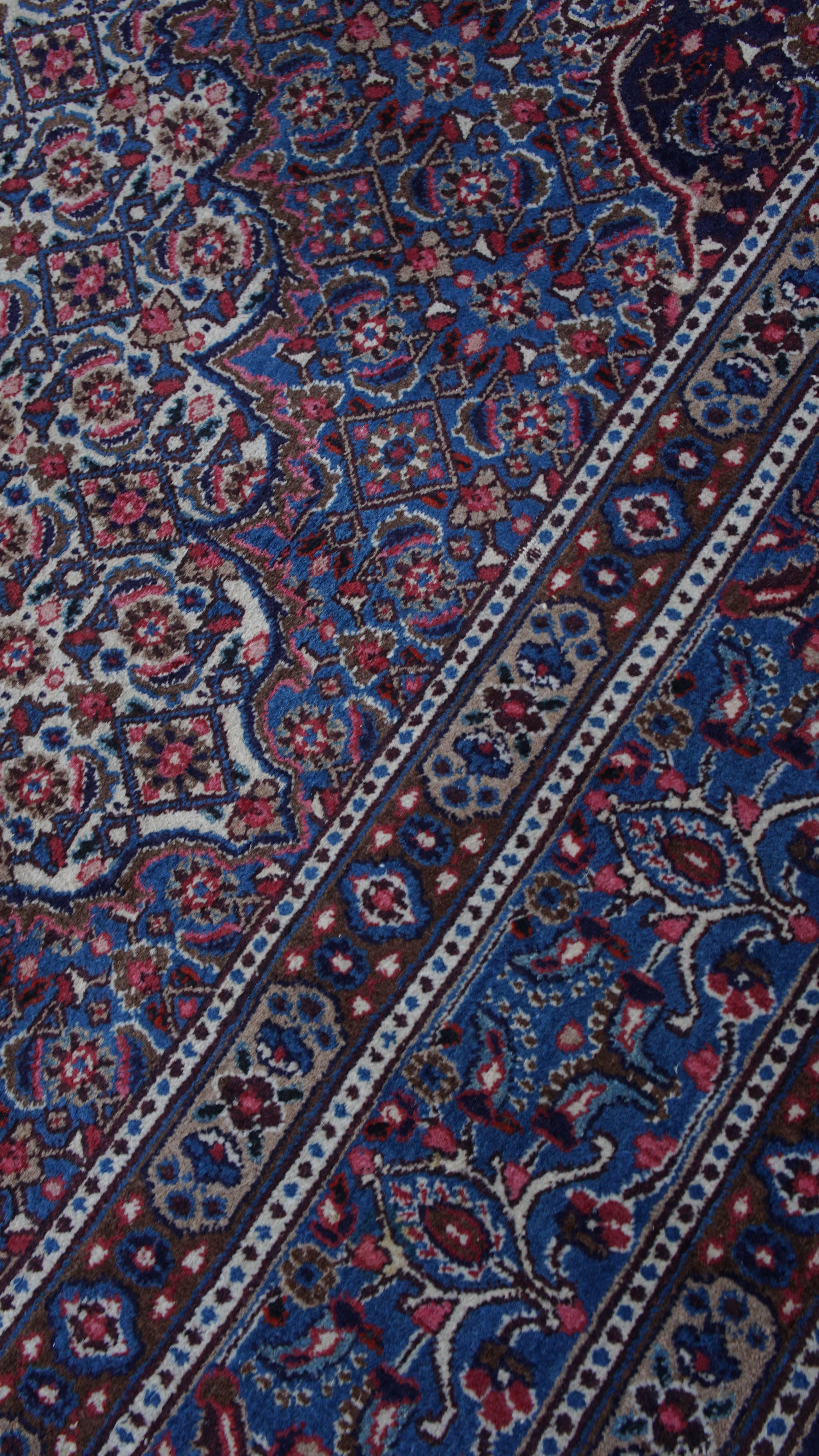 Großer und unverwechselbarer blauer handgeknüpfter Orientteppich - 343x223 cm (Baumwolle) im Angebot