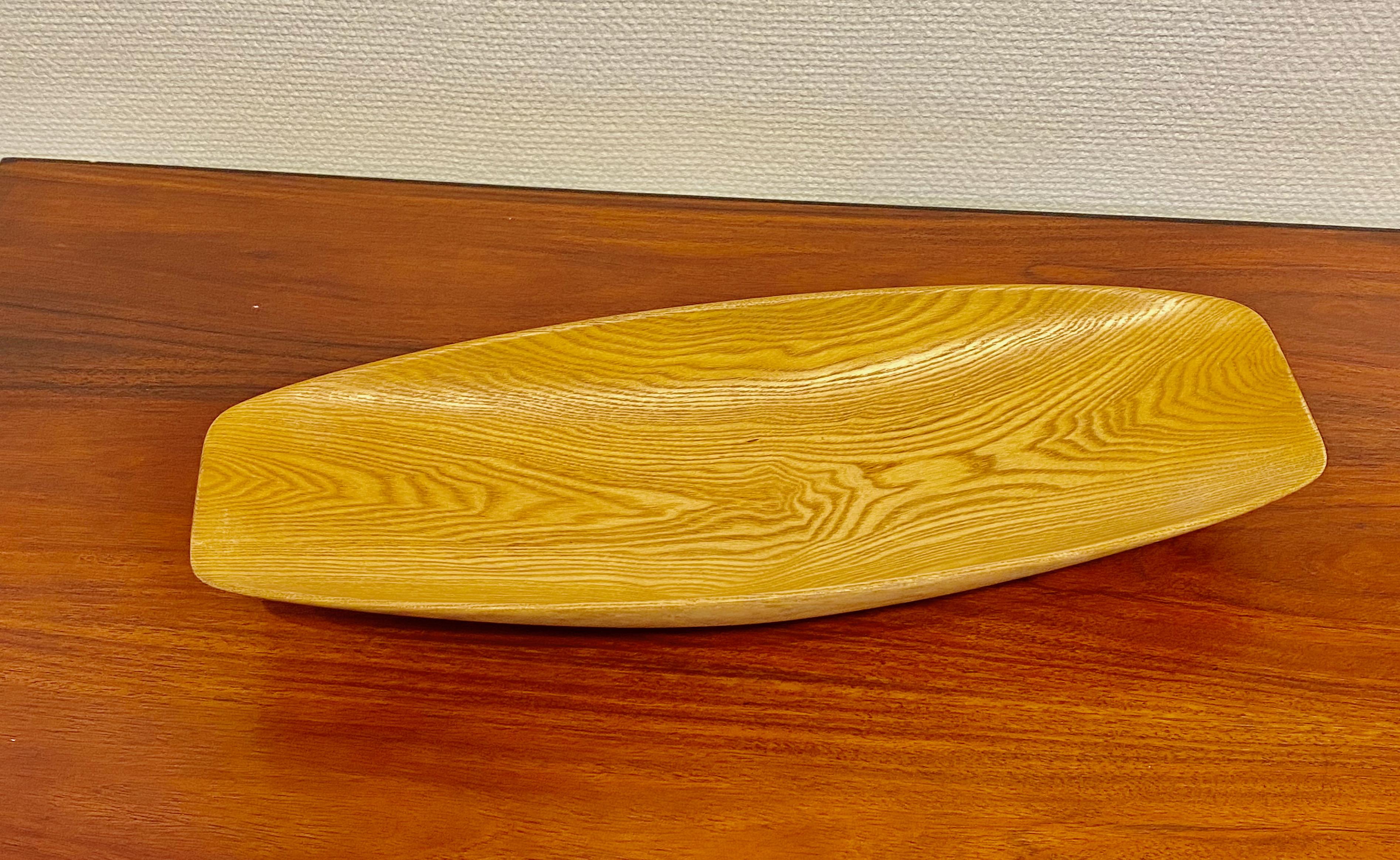Scandinavian Modern Large and Early Pine Bowl by Swedish Master Johnny Mattsson, 1944 For Sale