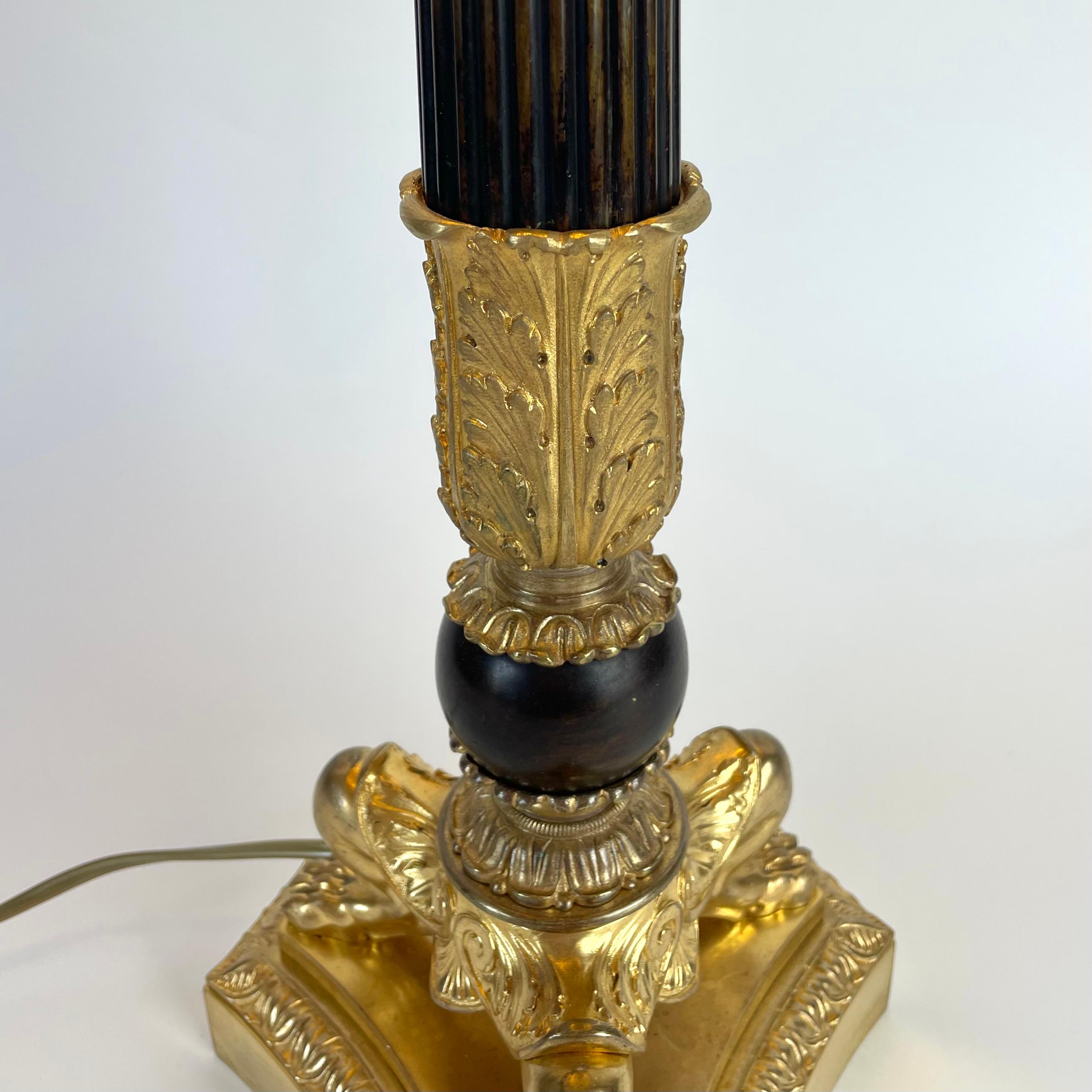 Large and elegant Table Lamp in Empire style - Early 20th Century In Good Condition For Sale In Knivsta, SE