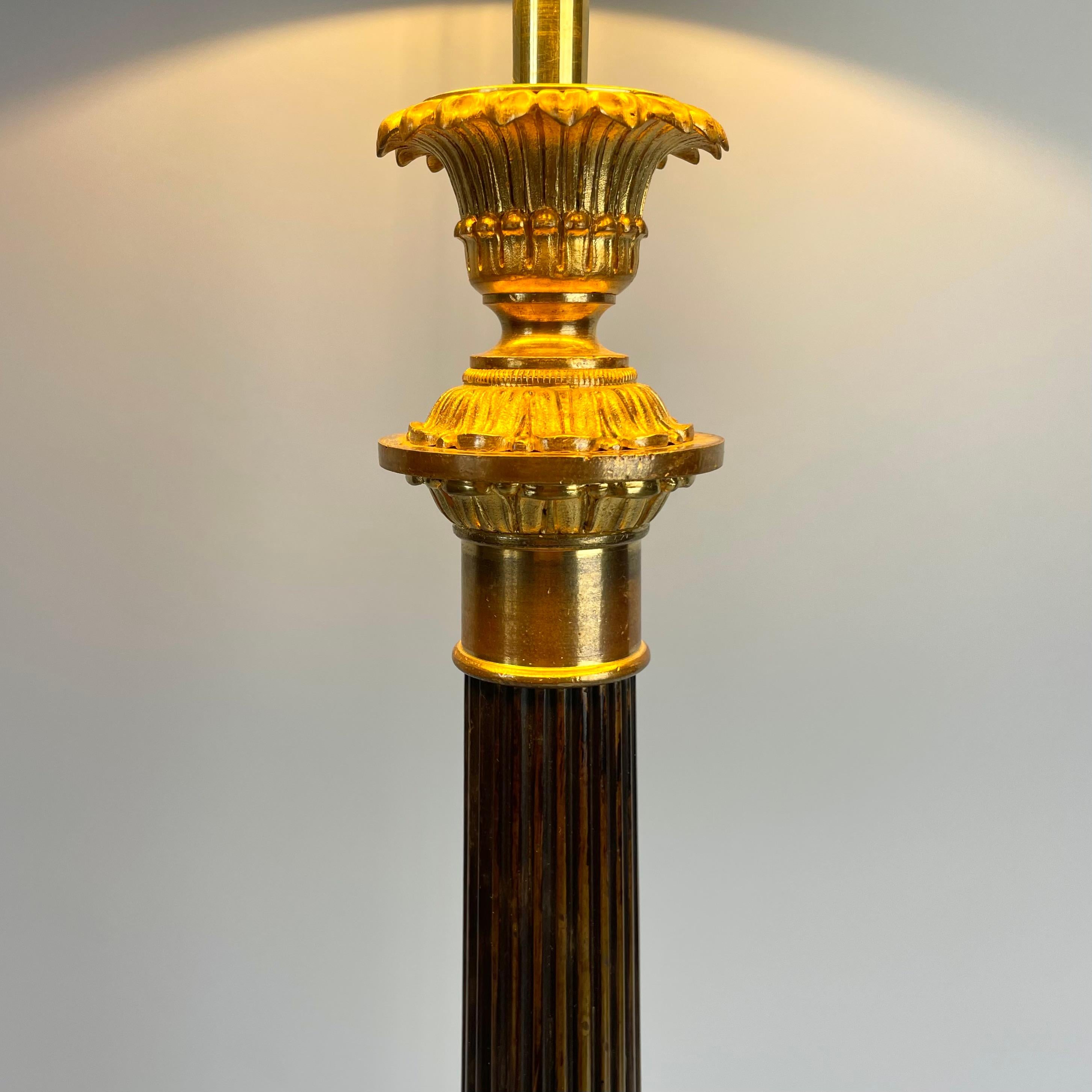 Bronze Large and elegant Table Lamp in Empire style - Early 20th Century For Sale