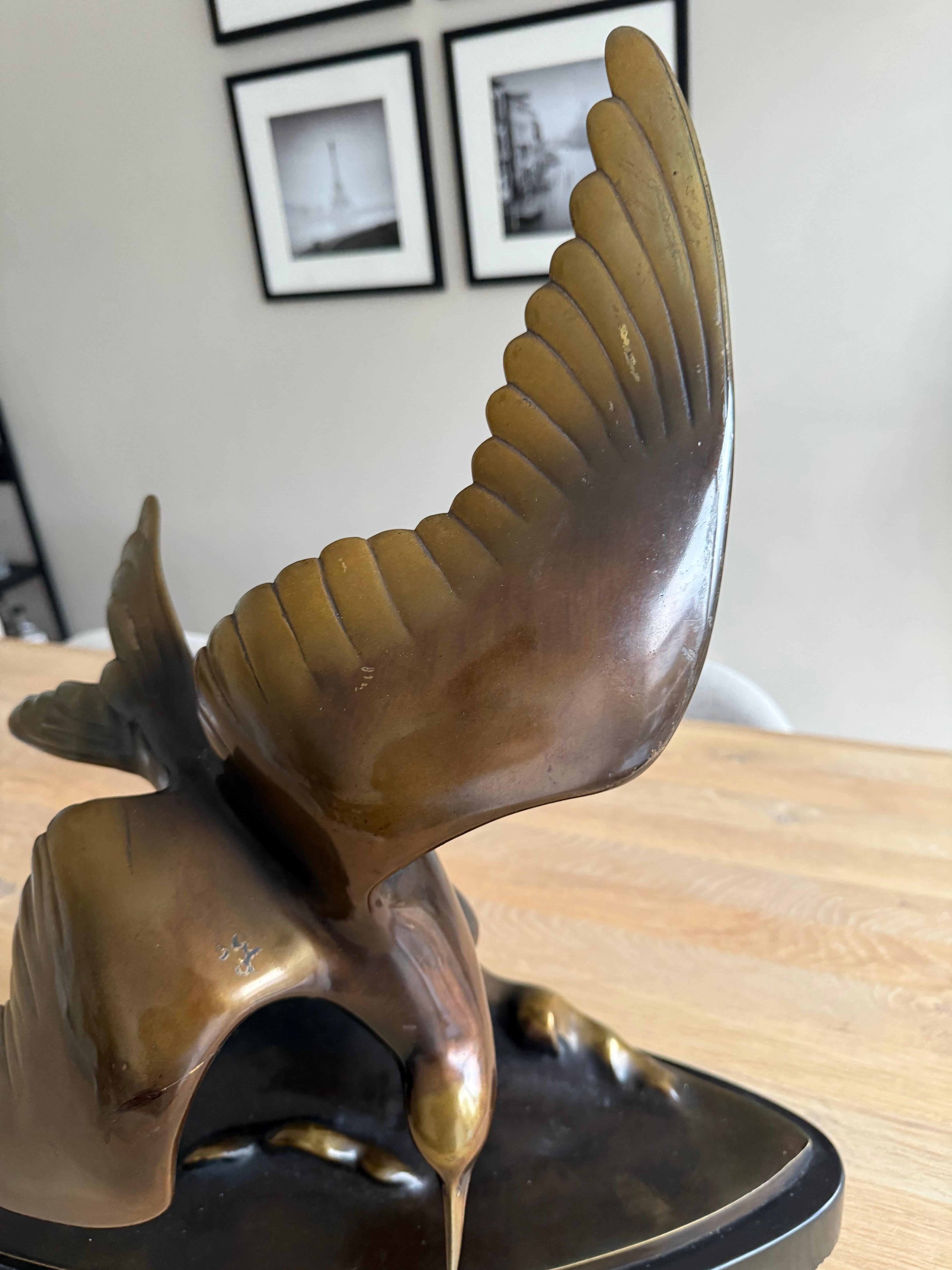 20th Century Large and Graceful Art Deco Bronze / Marble Seagull Bird Sculpture by Lorino For Sale