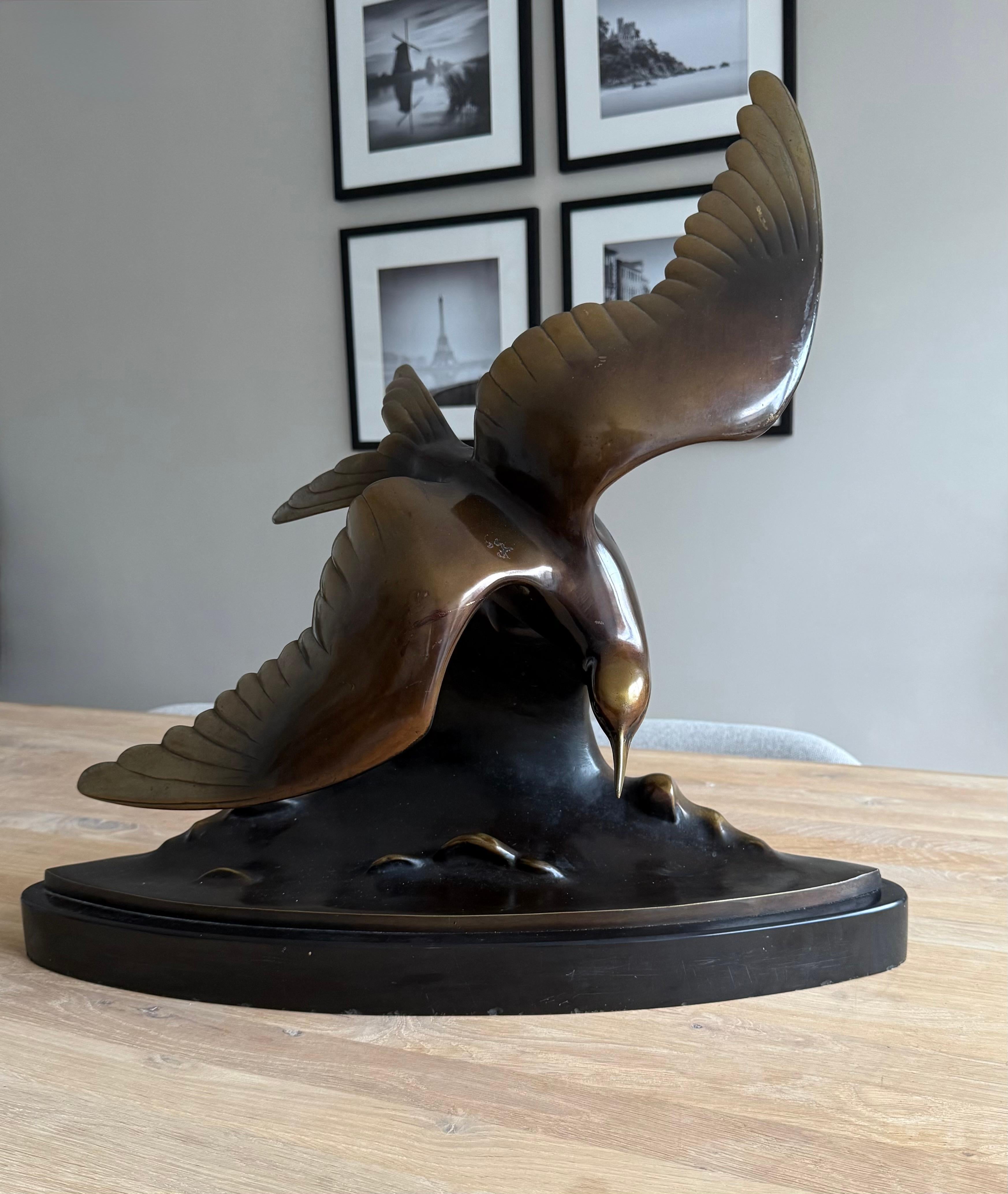 Large and Graceful Art Deco Bronze / Marble Seagull Bird Sculpture by Lorino For Sale 2