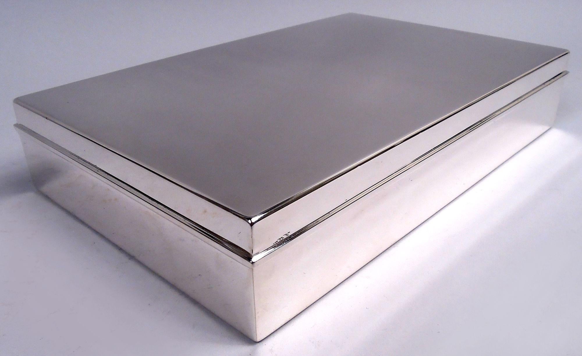 Amerikanische moderne und schwere Schachtel aus Sterlingsilber von Tiffany (Moderne) im Angebot