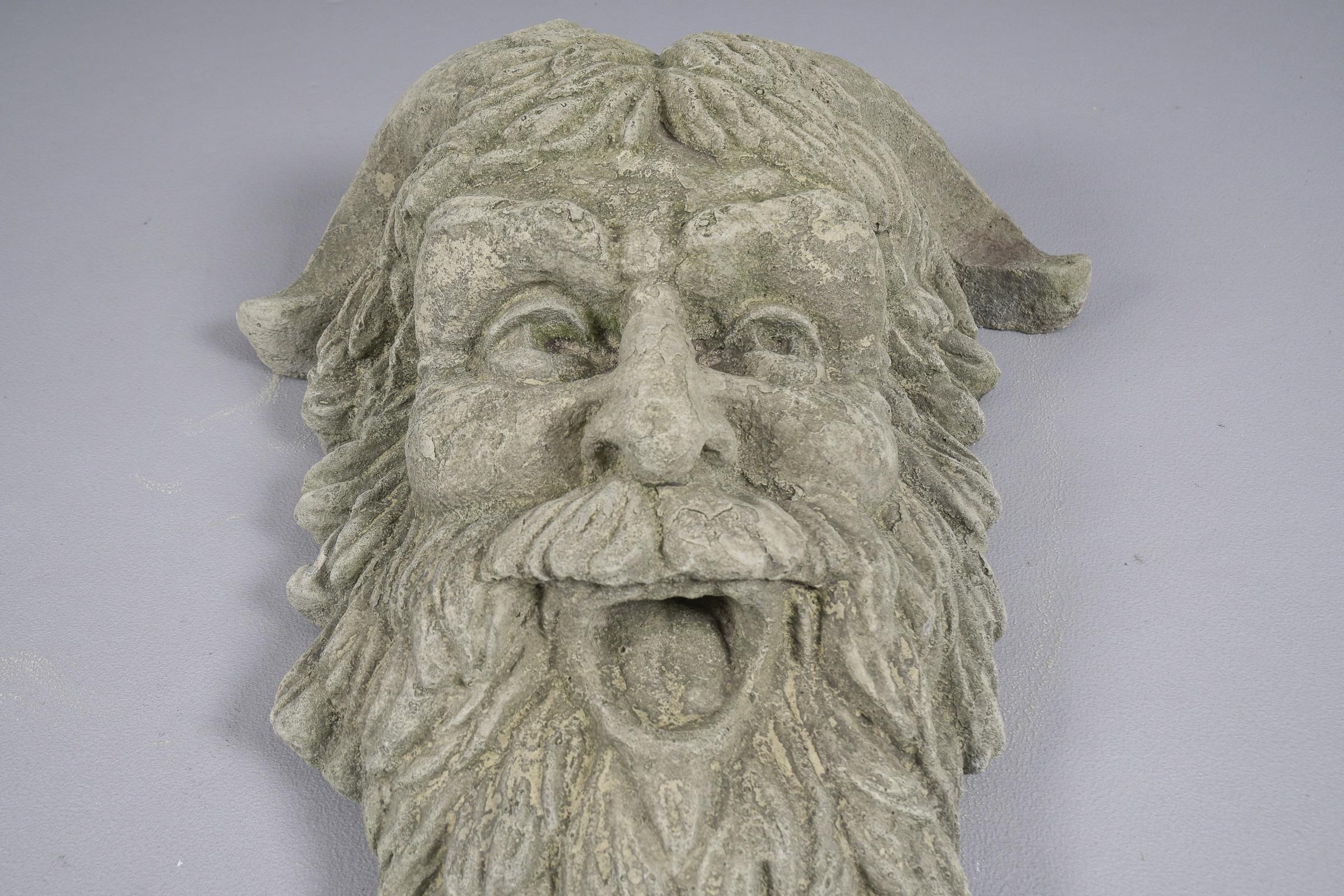Large and Heavy Devil Wall Mask in Concrete, 1930s Art Deco In Good Condition For Sale In Nürnberg, Bayern