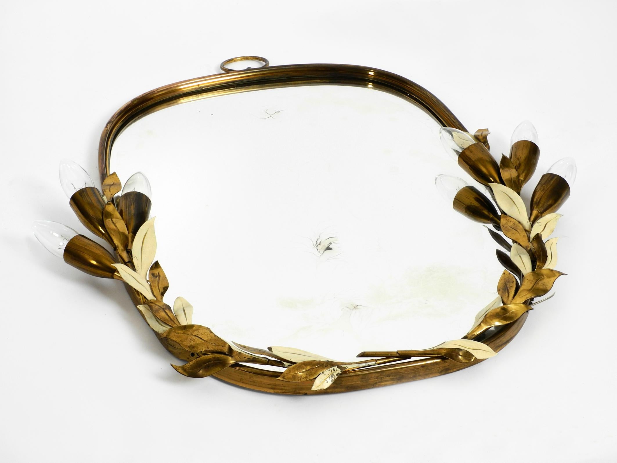 Large and Heavy Floral Brass Mirror with Lamps by Vereinigte Werkstätten For Sale 2